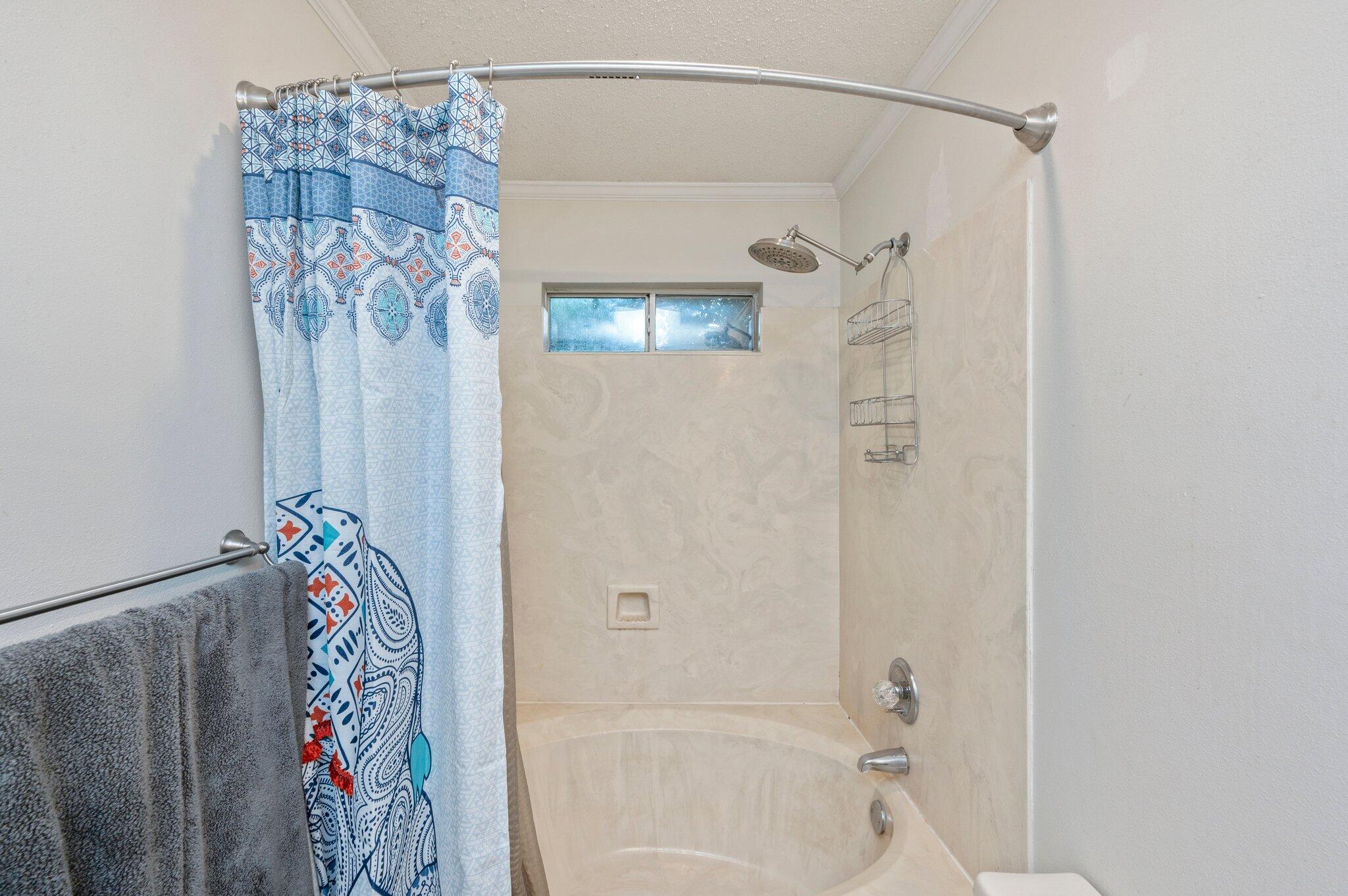 SAVANNAH OAKS - Residential