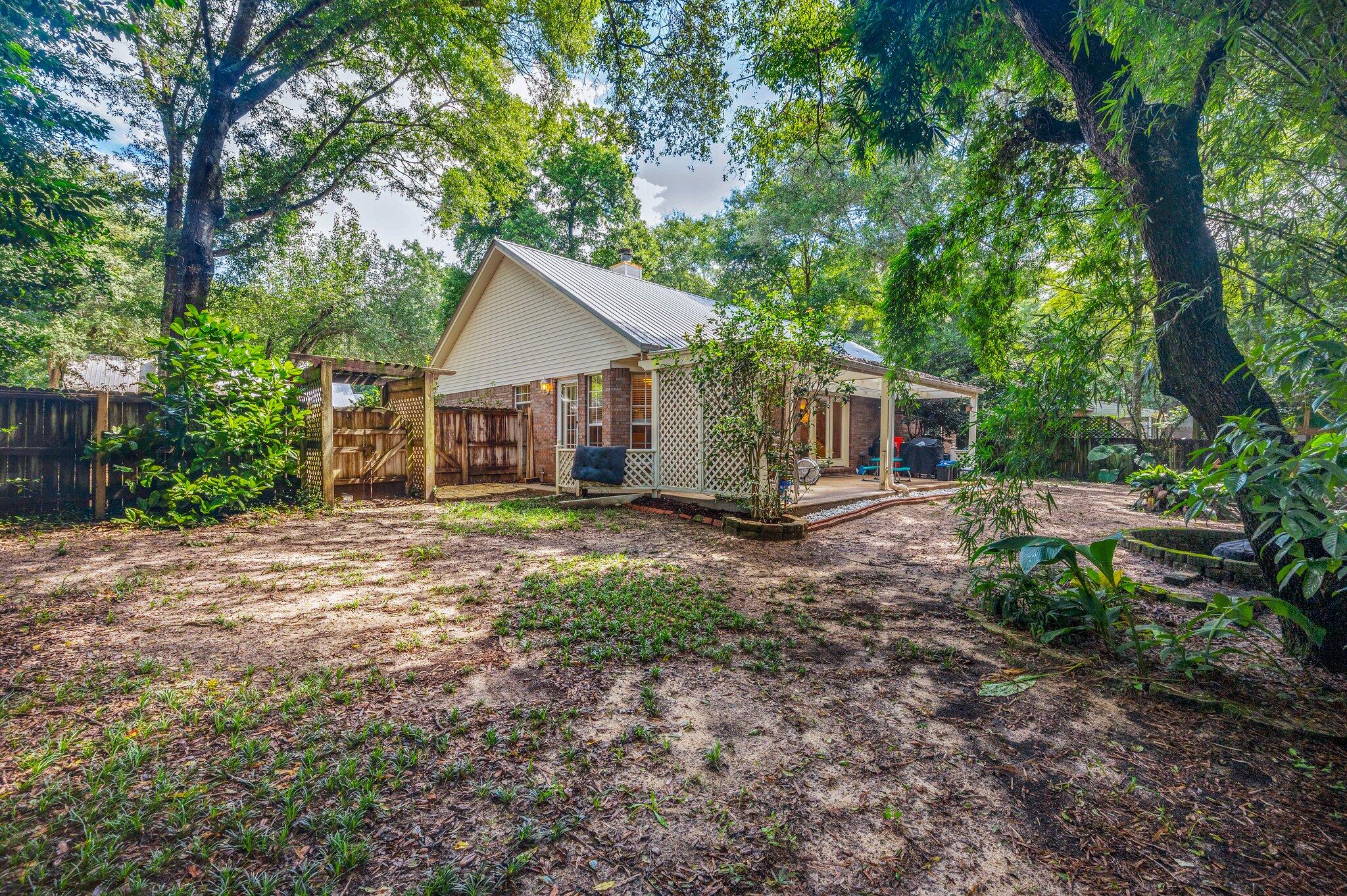 SAVANNAH OAKS - Residential