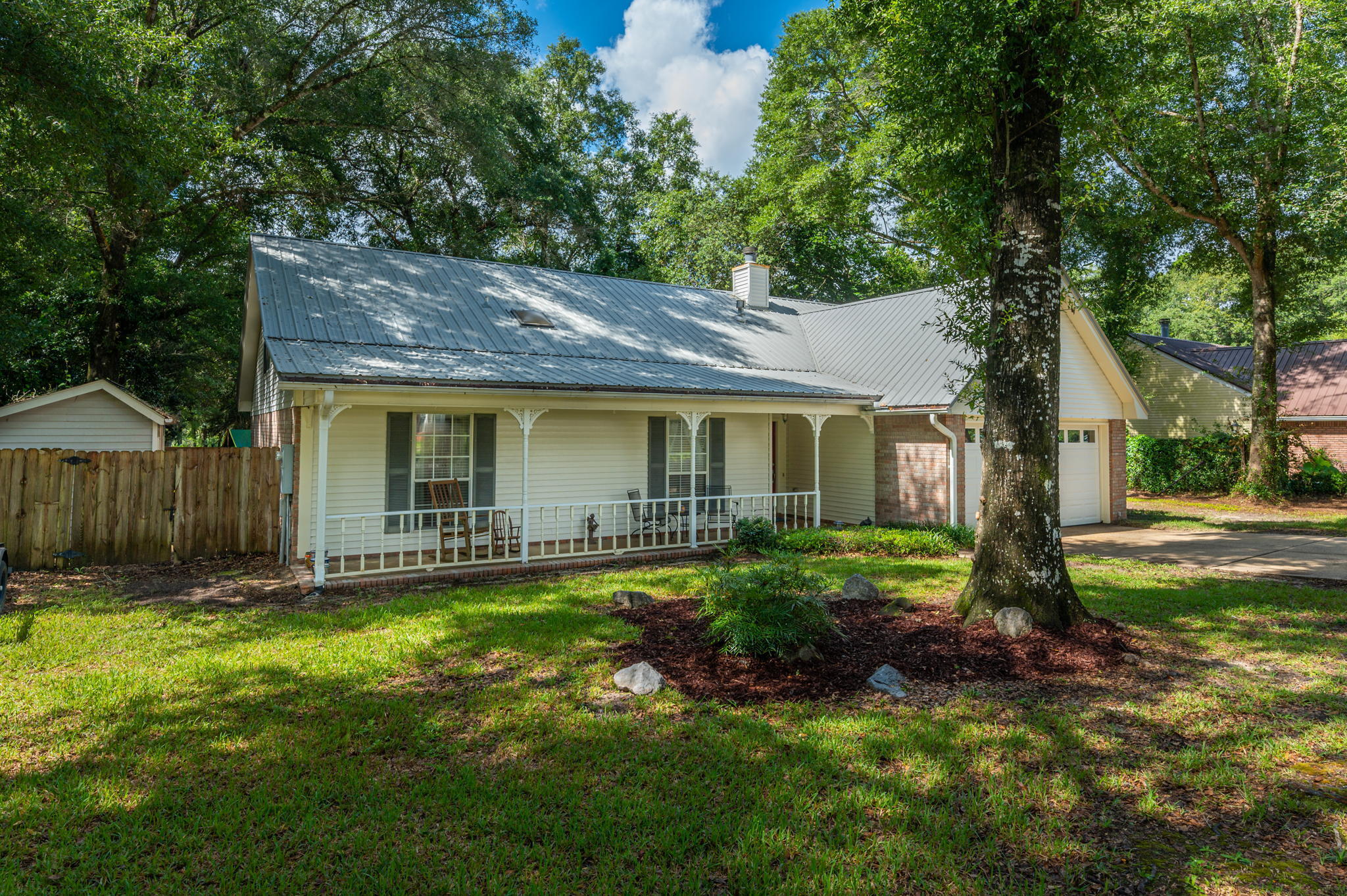 SAVANNAH OAKS - Residential
