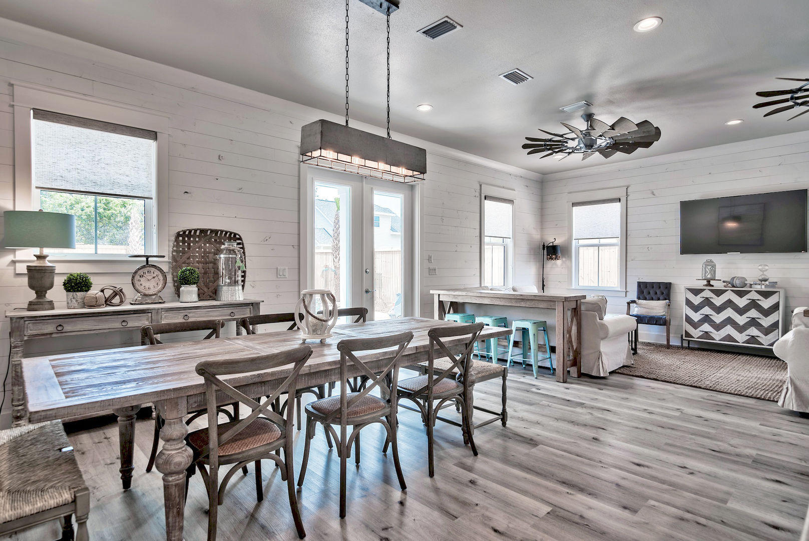 CRYSTAL BEACH - Residential