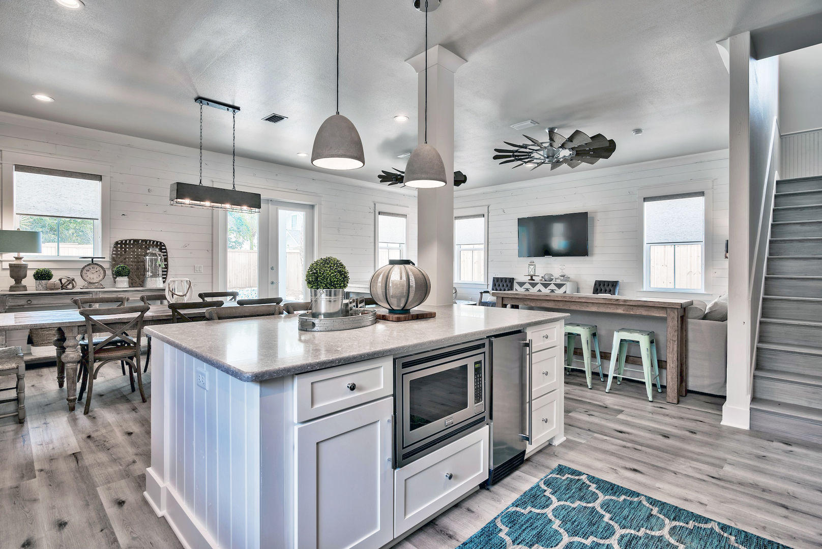 CRYSTAL BEACH - Residential