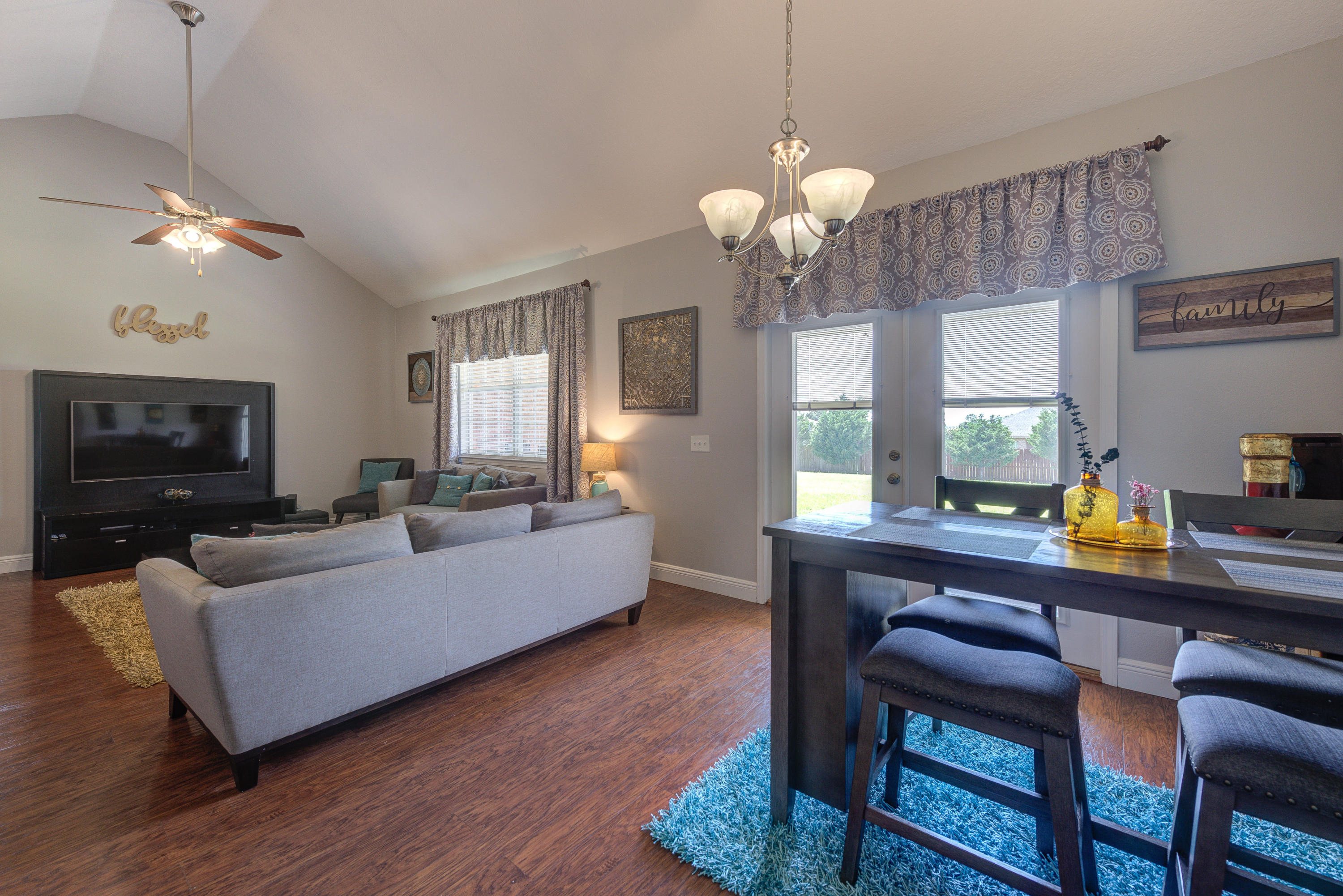 CARNEGIE HILLS PH 1 - Residential