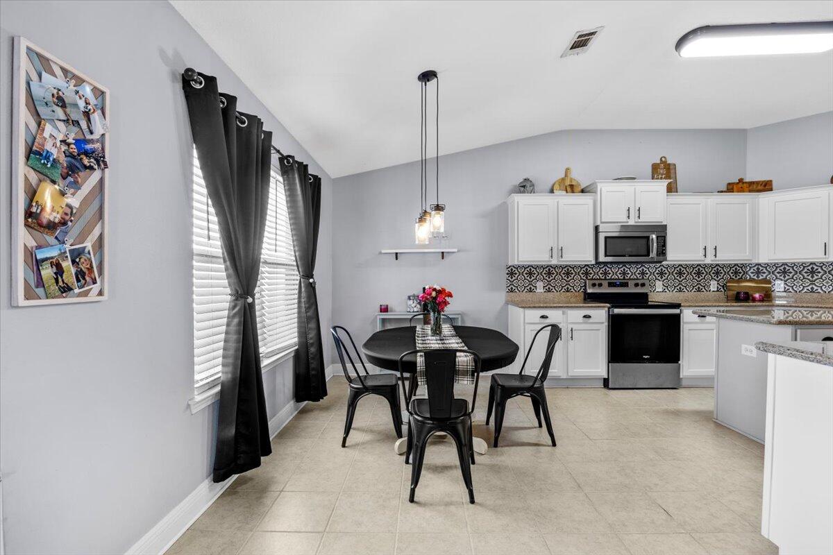 La Mesa @ Hidden Creek - Residential