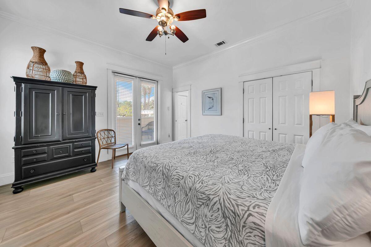 GULF SHORE MANOR - Residential