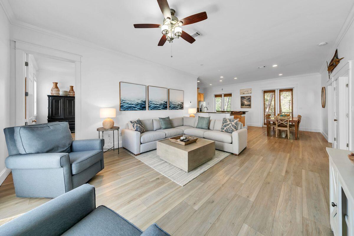 GULF SHORE MANOR - Residential