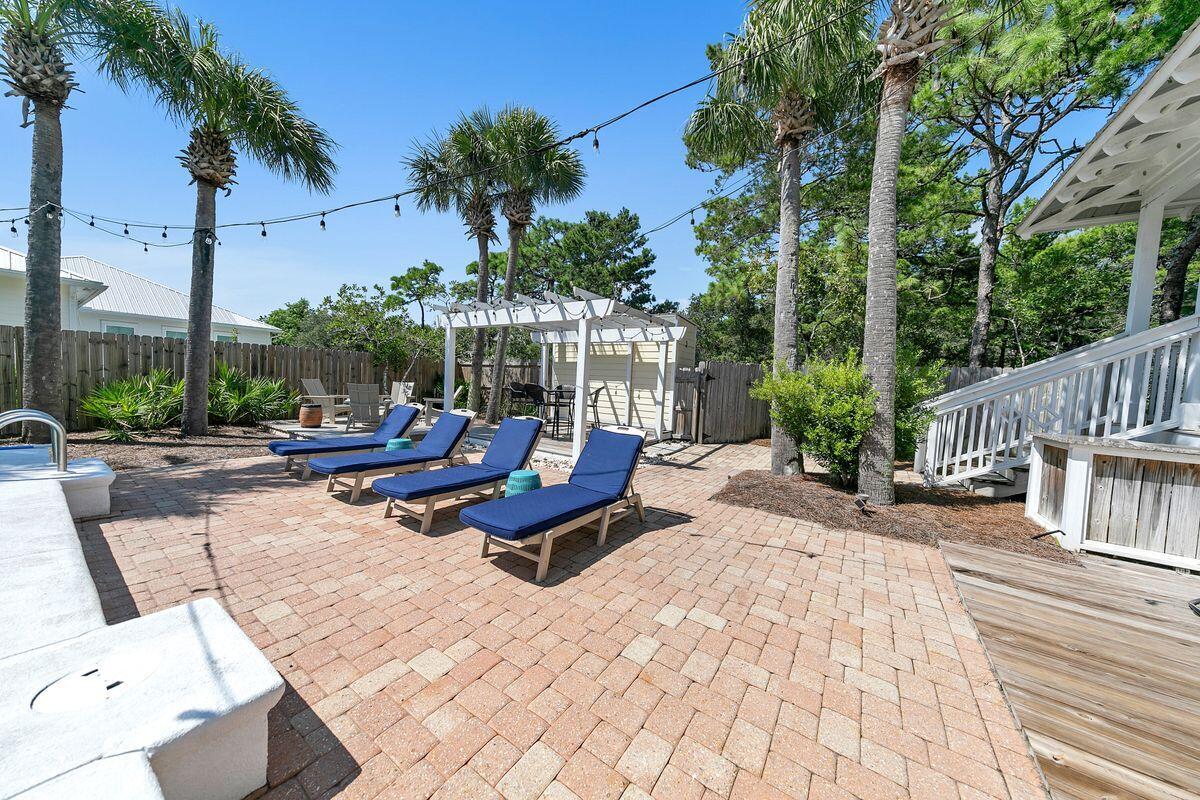 GULF SHORE MANOR - Residential