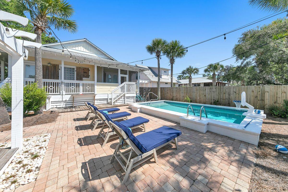 GULF SHORE MANOR - Residential