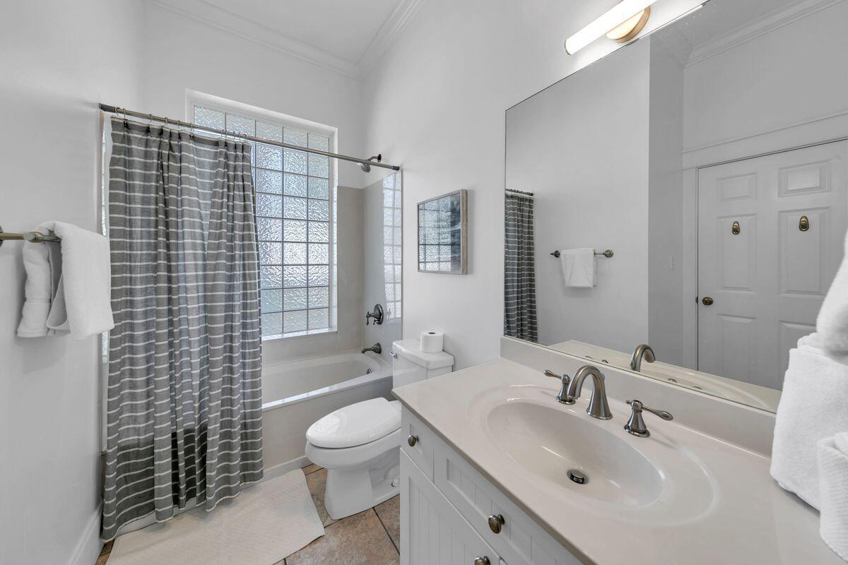 GULF SHORE MANOR - Residential