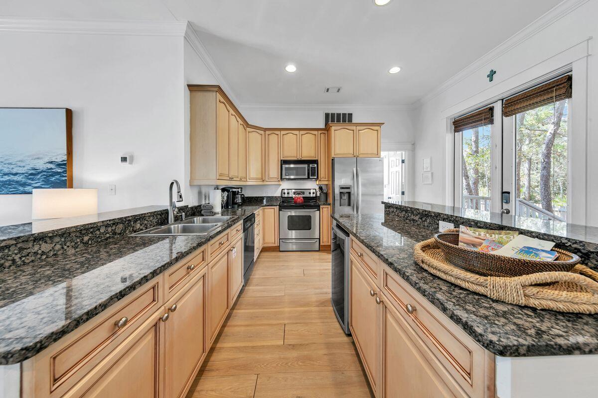 GULF SHORE MANOR - Residential