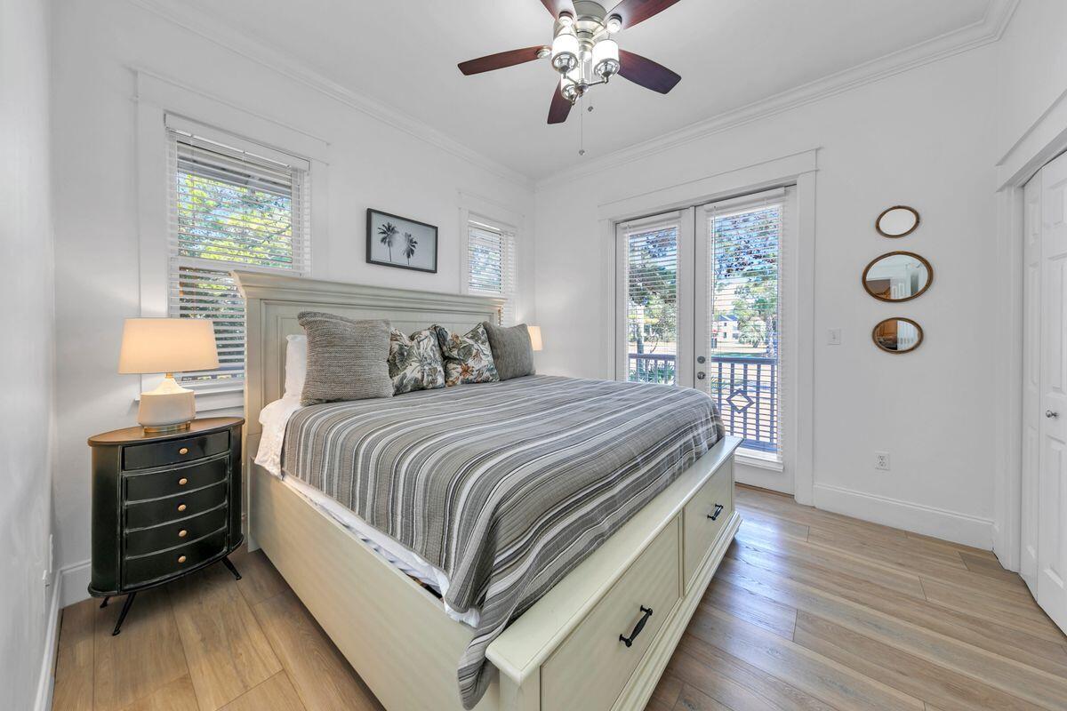 GULF SHORE MANOR - Residential