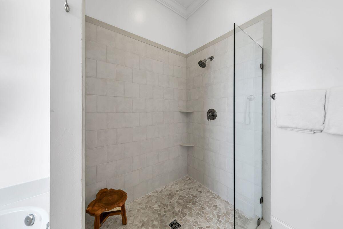 GULF SHORE MANOR - Residential