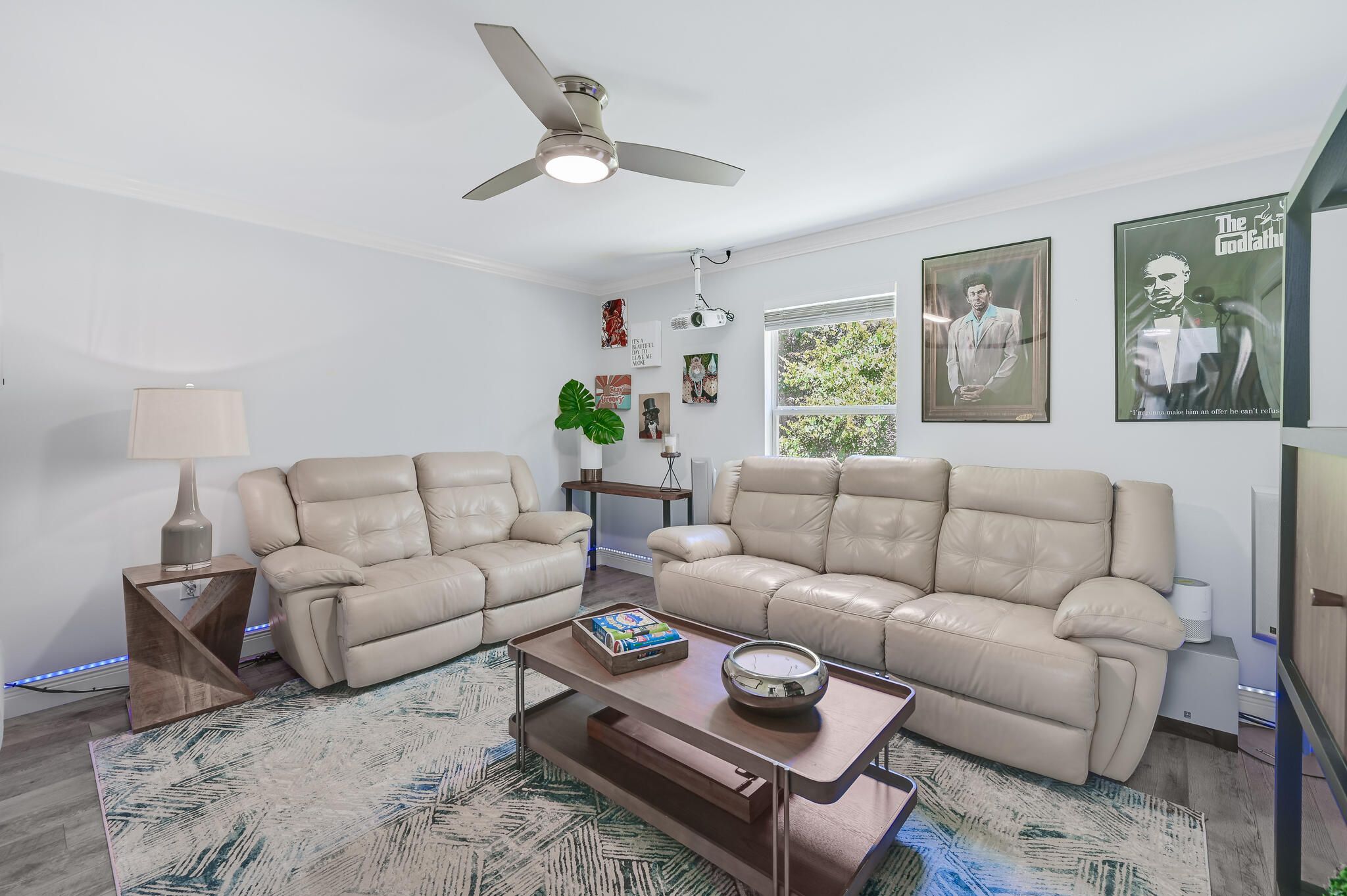 Escada - Residential