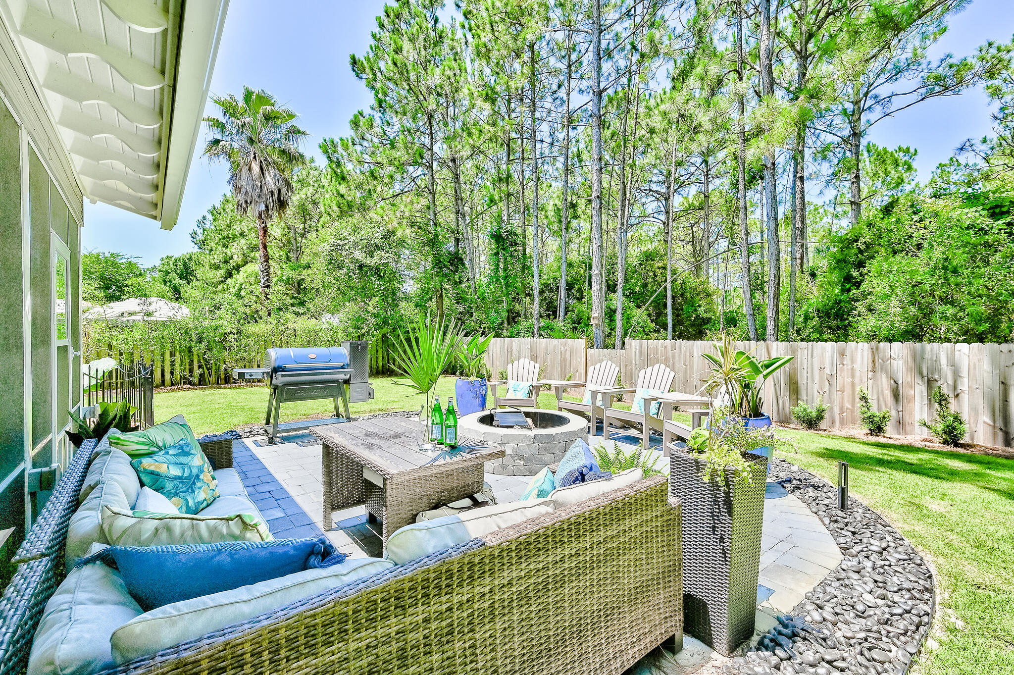 Escada - Residential