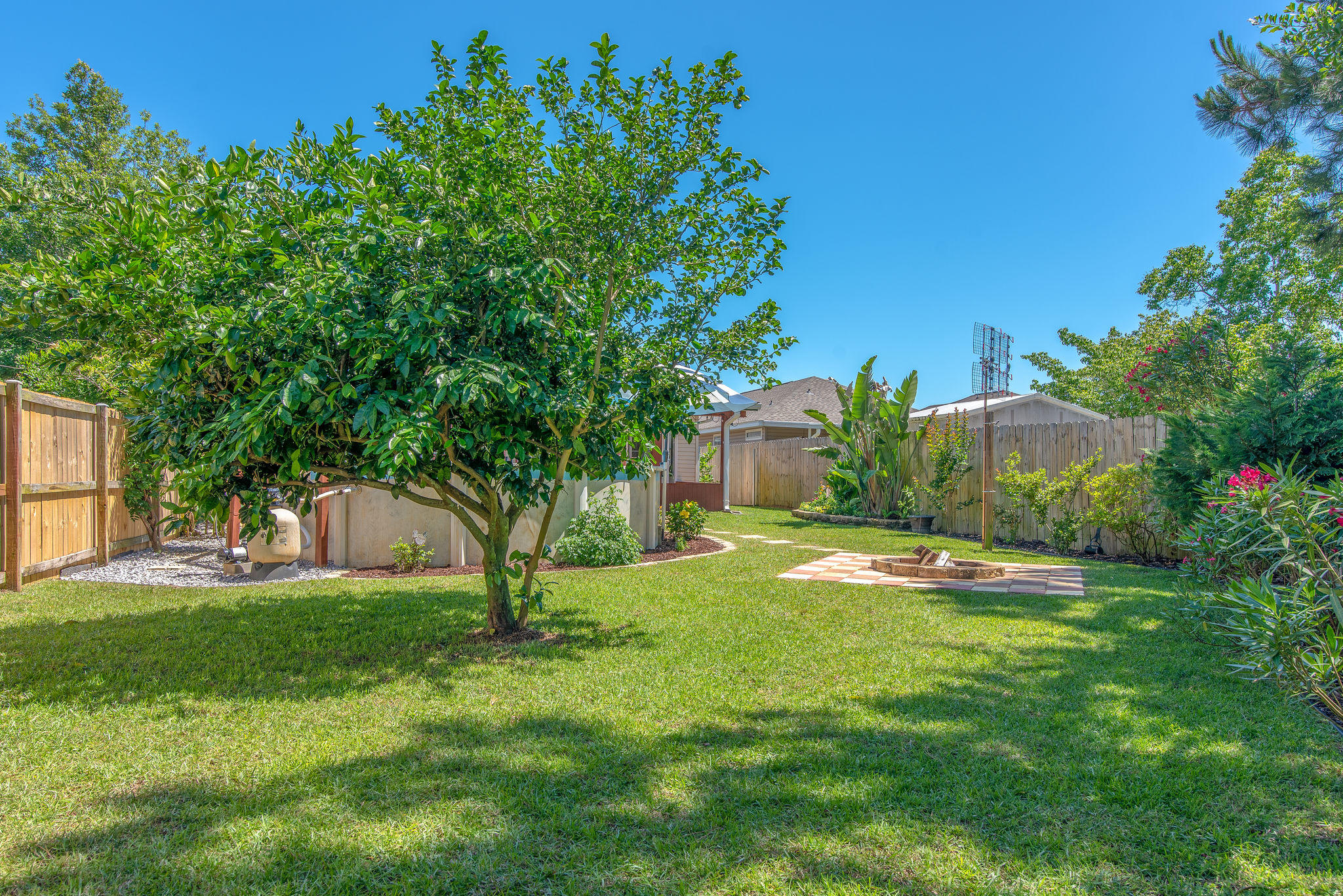 LIGHTHOUSE POINTE UNIT 1 & 2 - Residential