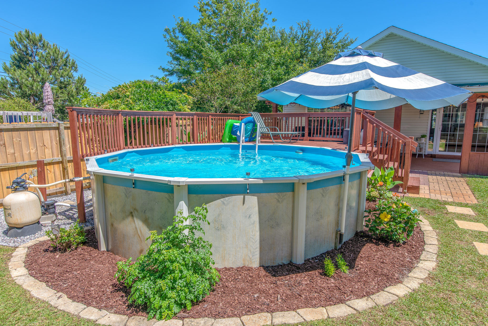 LIGHTHOUSE POINTE UNIT 1 & 2 - Residential