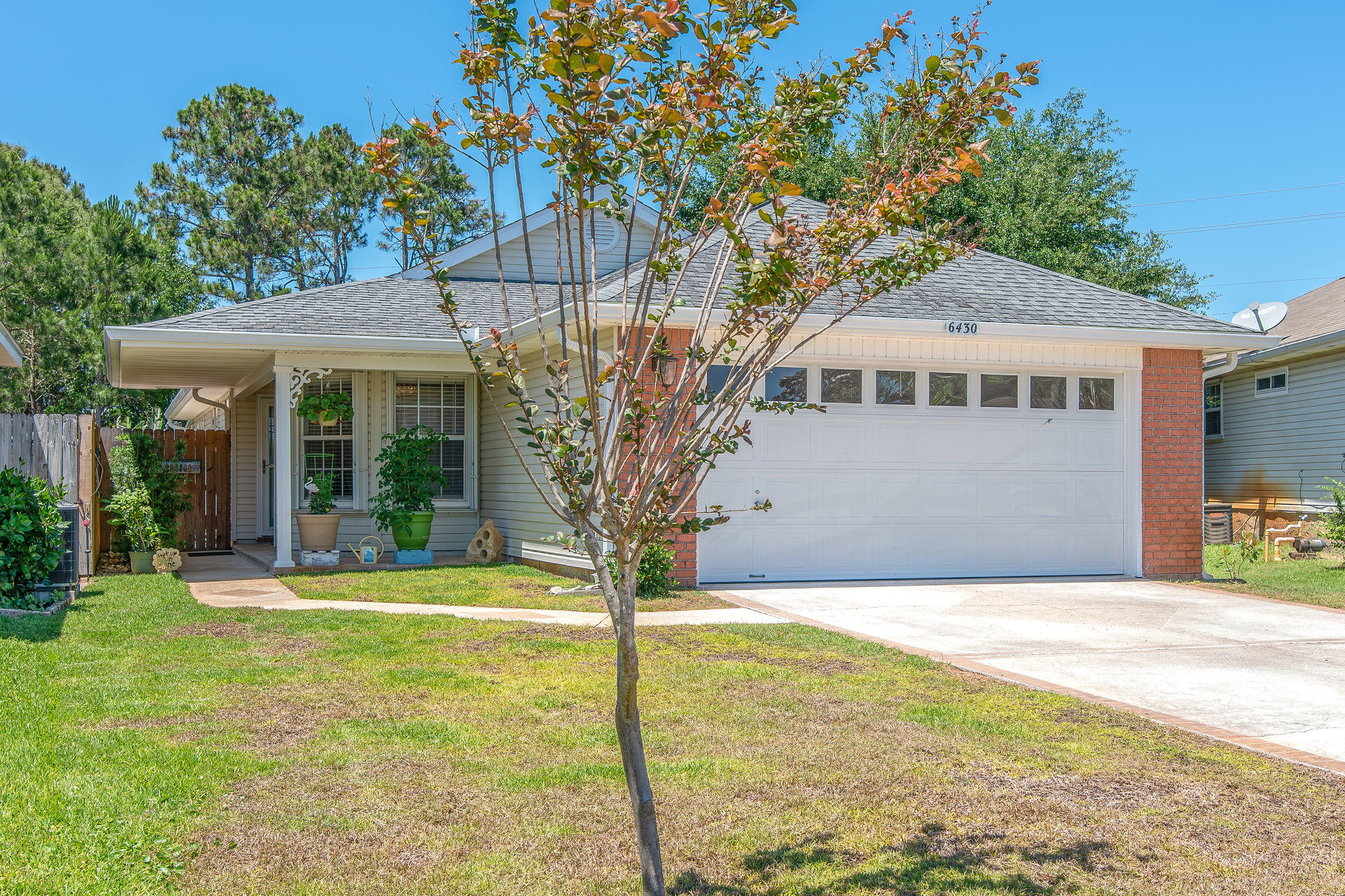 LIGHTHOUSE POINTE UNIT 1 & 2 - Residential