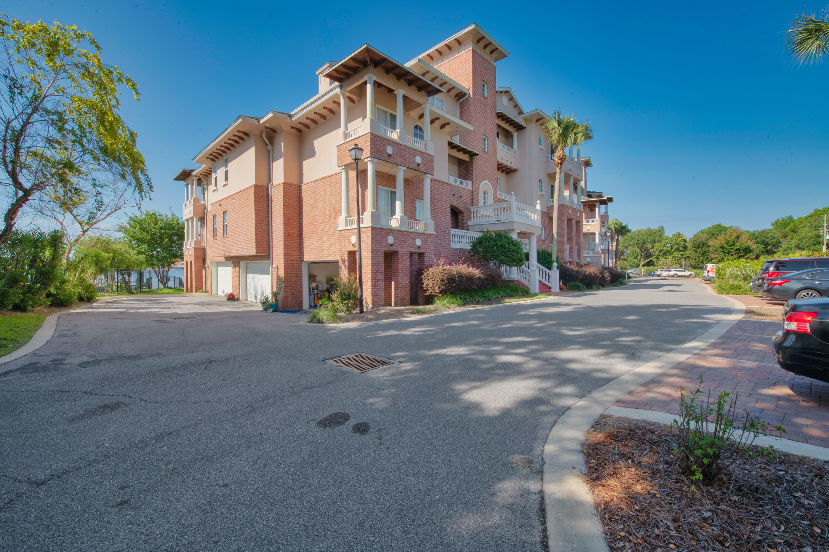 VILLA DI MARE - Residential