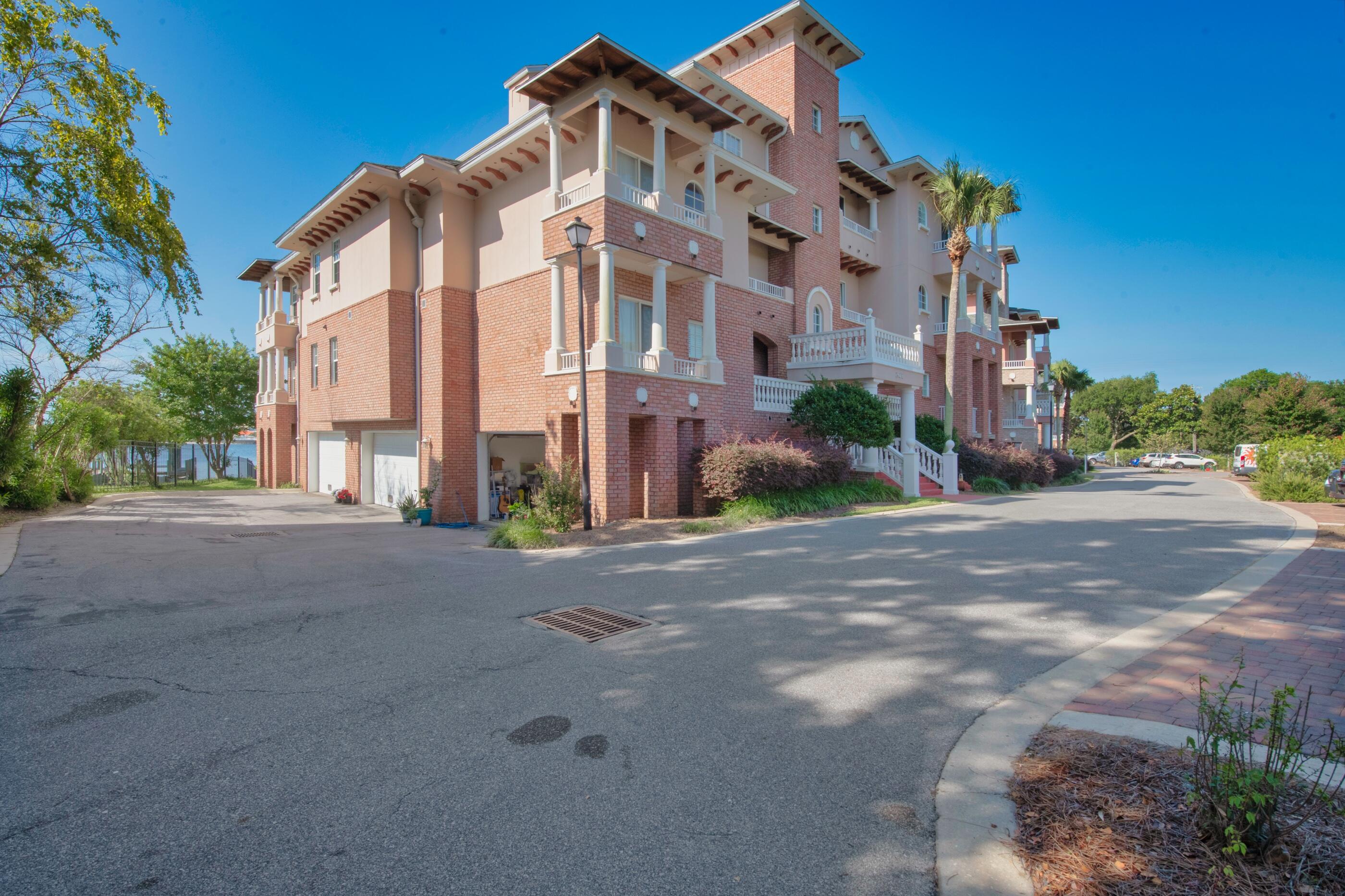 VILLA DI MARE - Residential