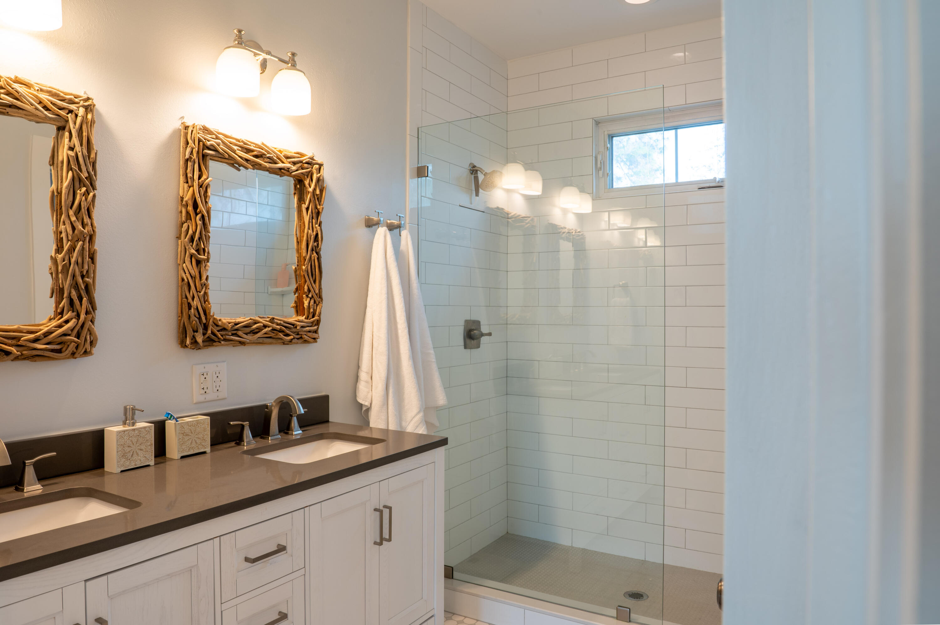 SEAGROVE 5TH ADDN - Residential