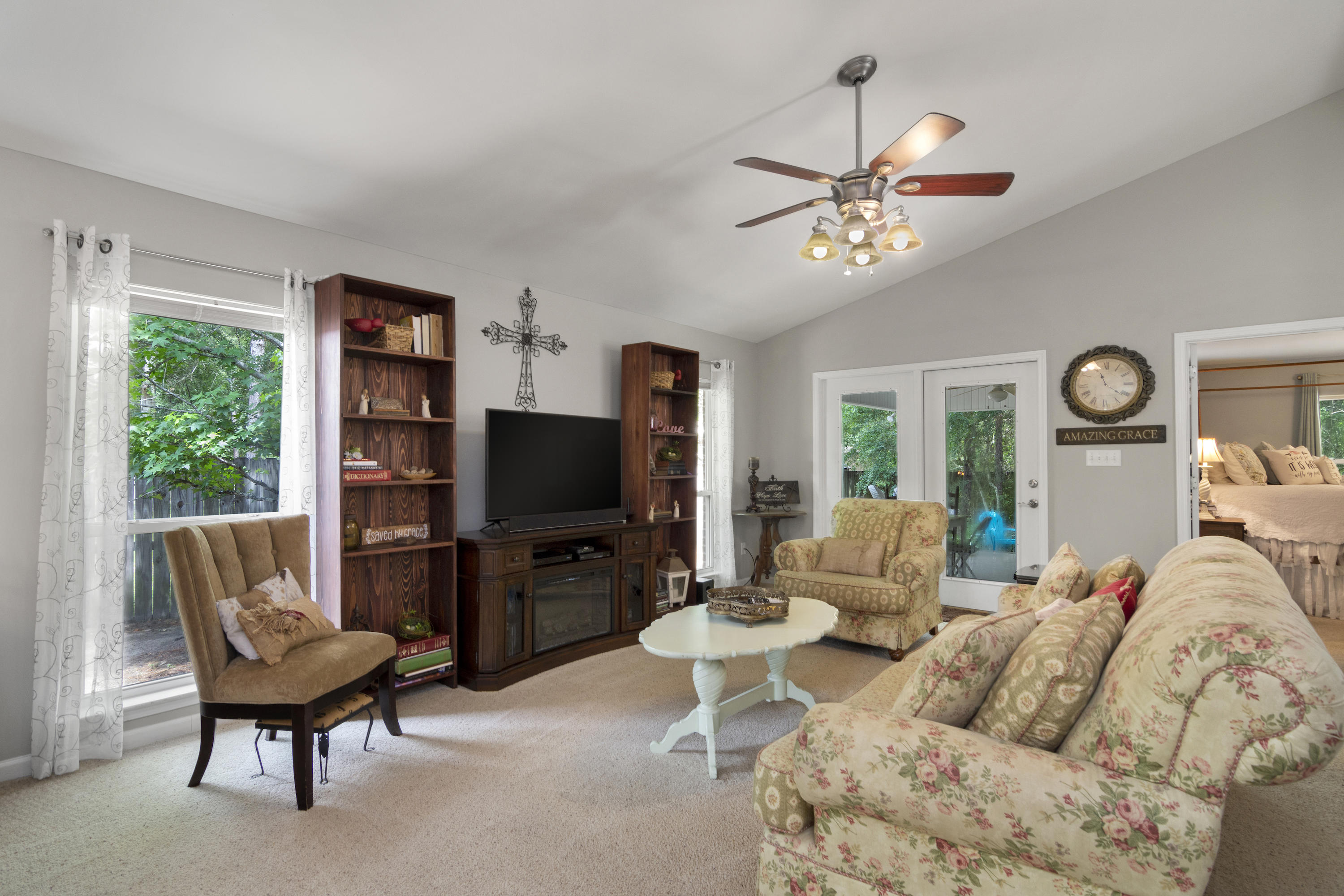 ADAMS POWELL EAST - Residential