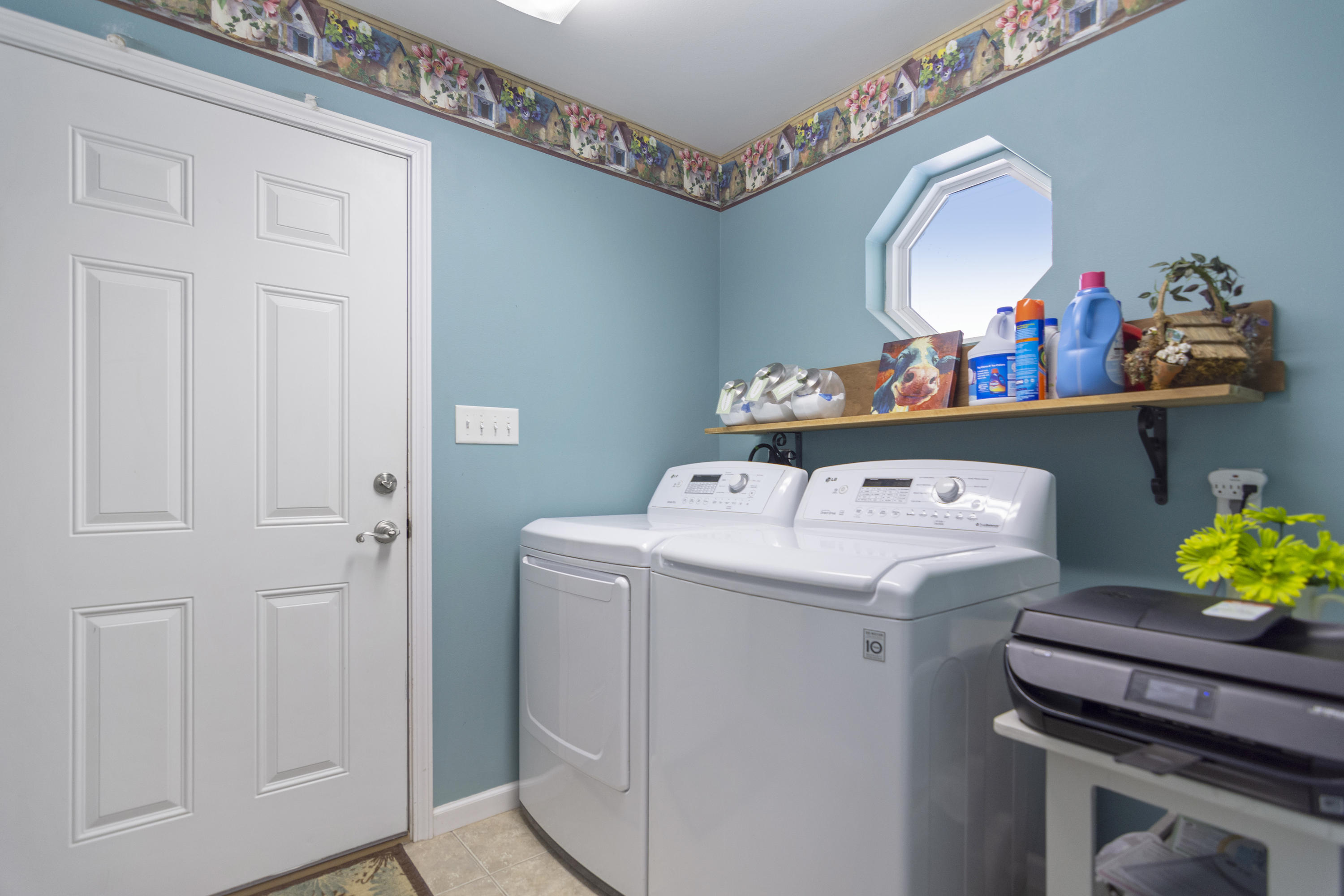 ADAMS POWELL EAST - Residential