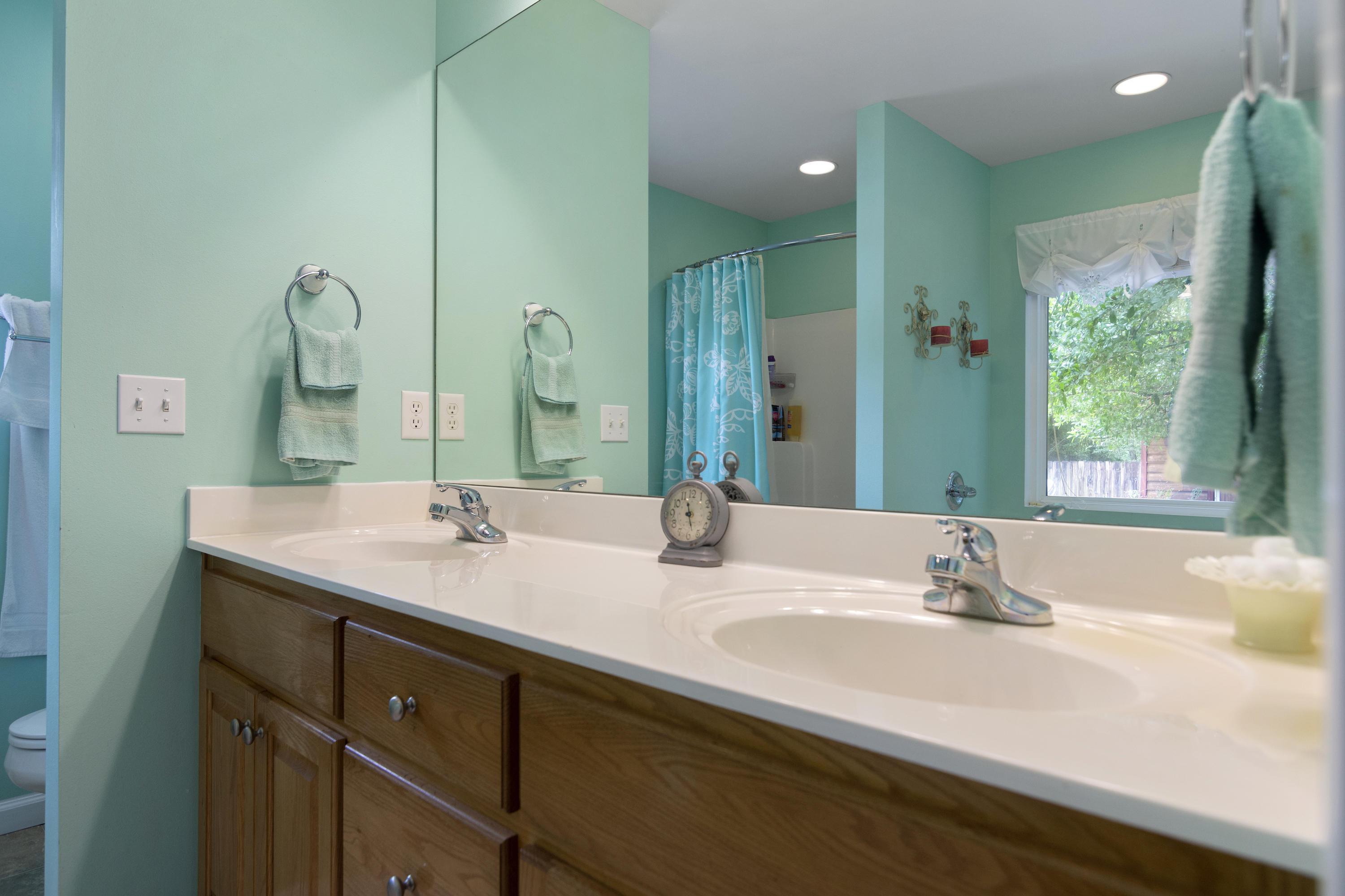 ADAMS POWELL EAST - Residential