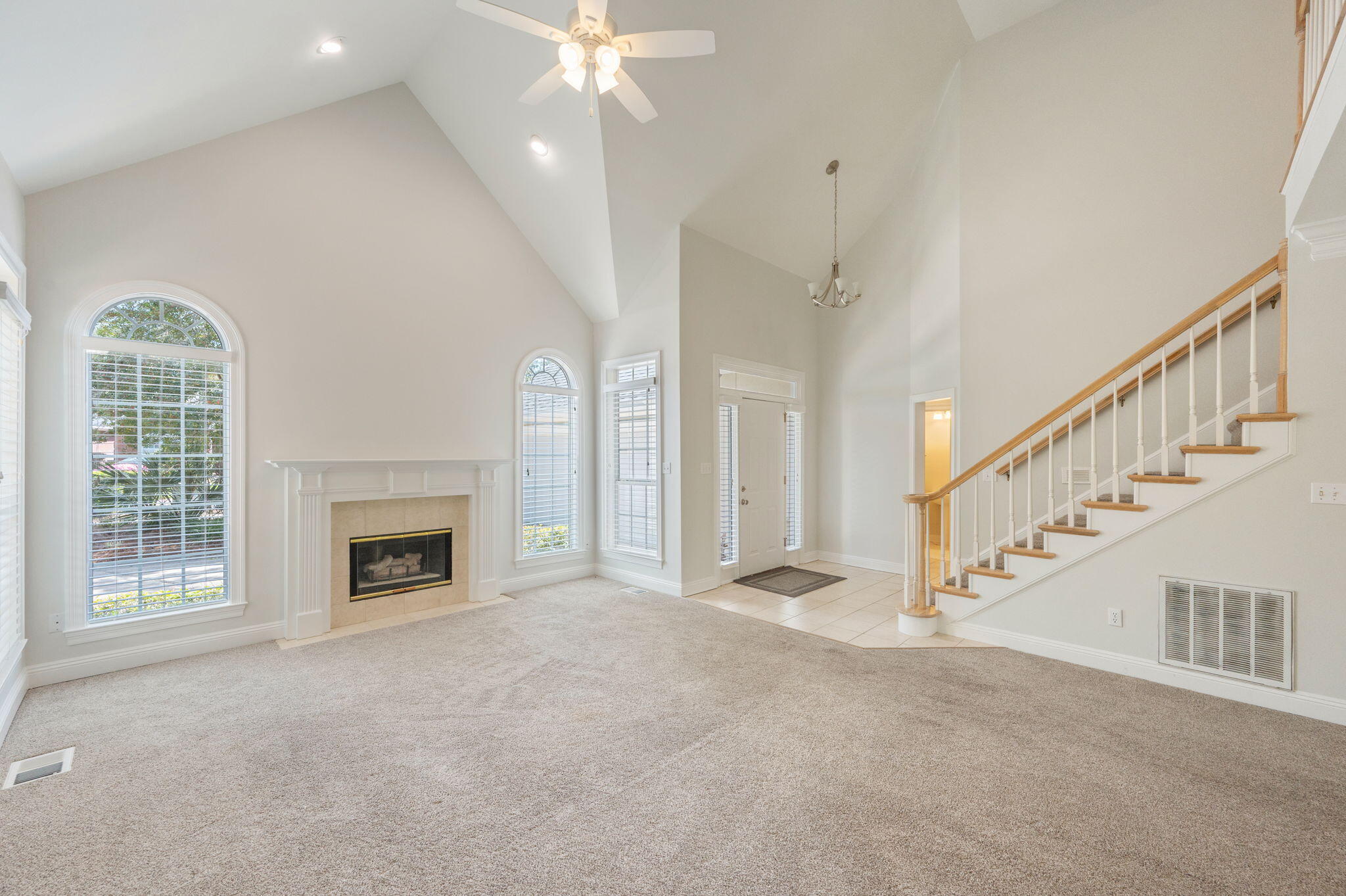 OAKMONT PLACE - Residential