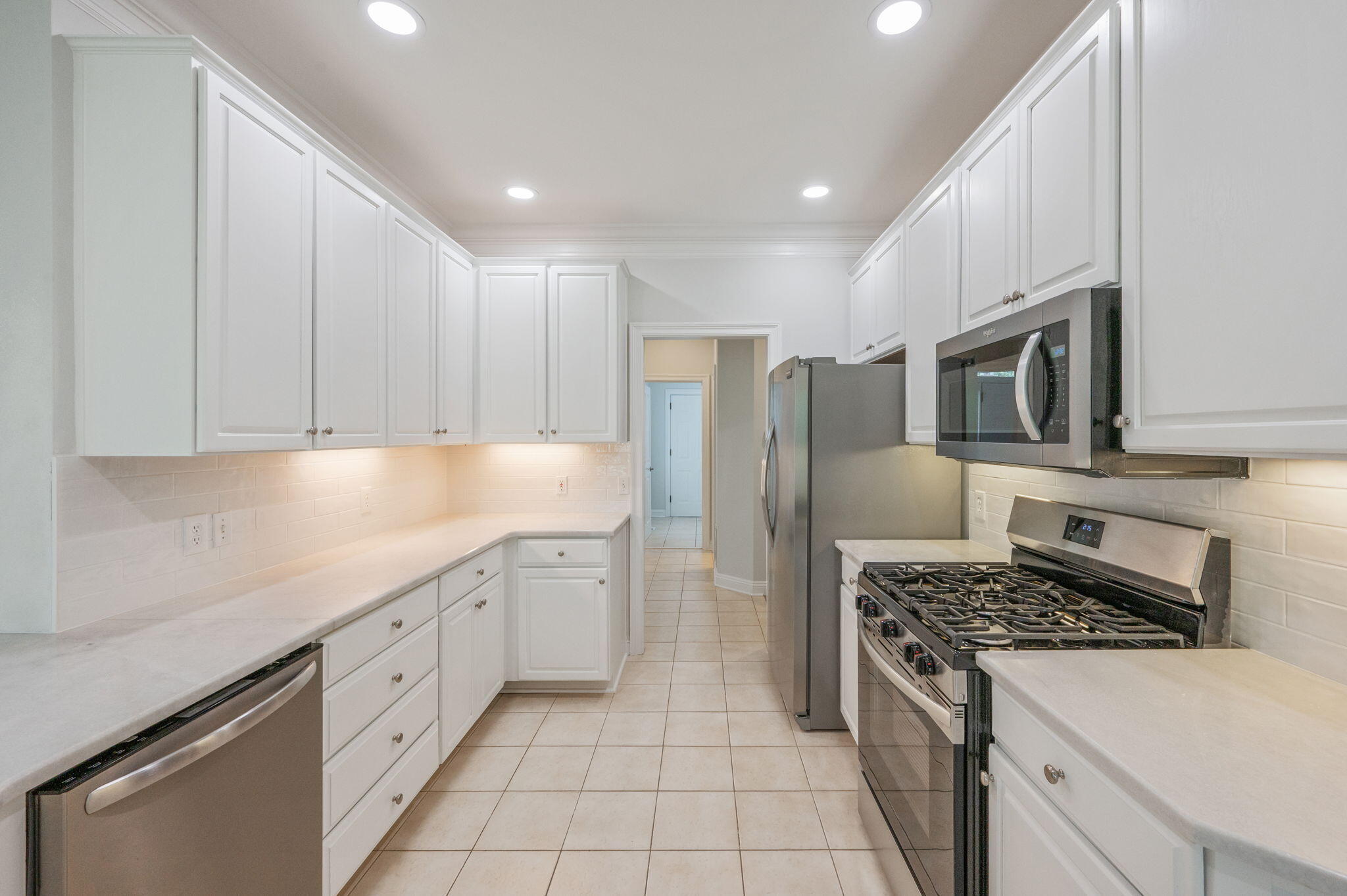 OAKMONT PLACE - Residential