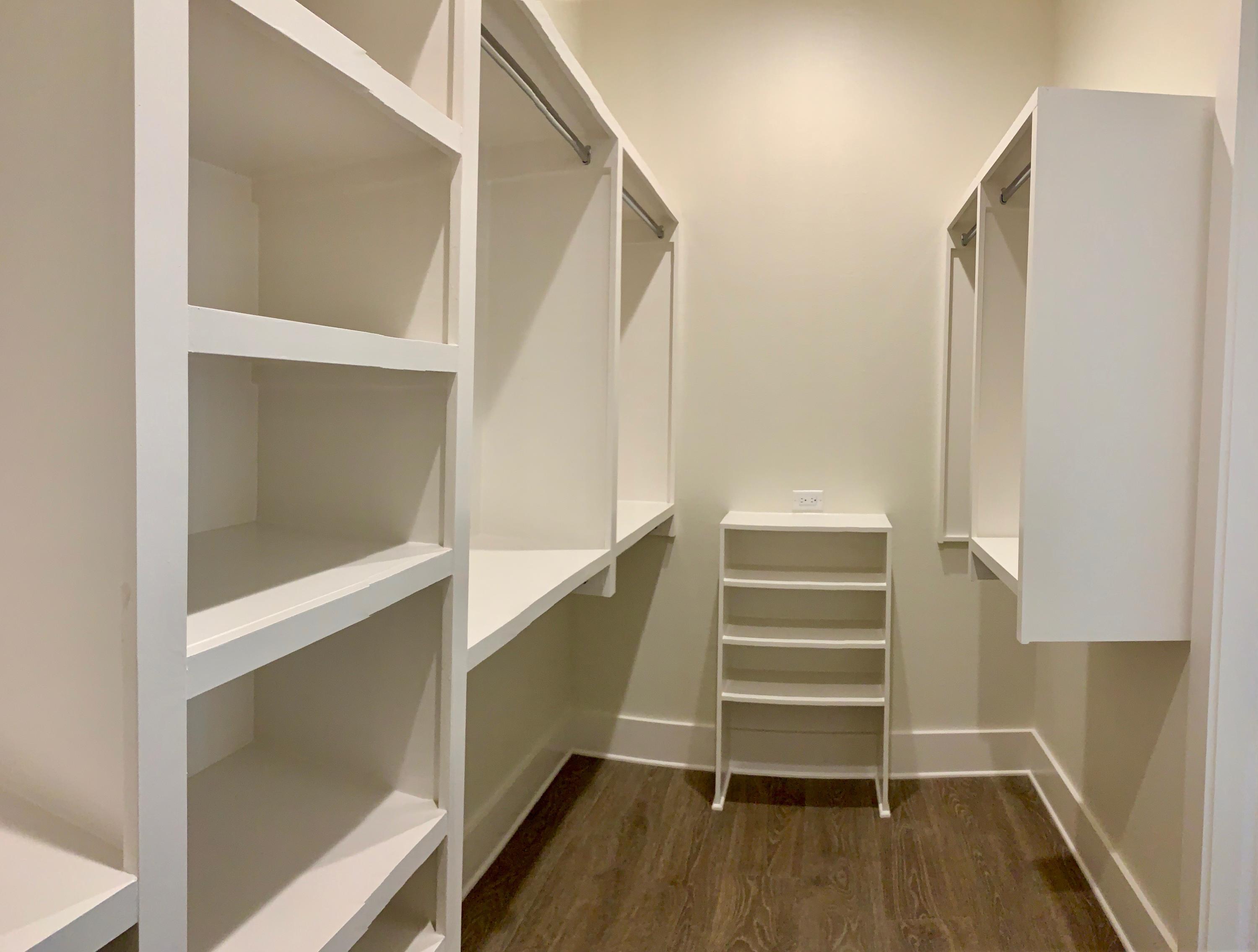 THE VILLAGE OF WHITE CLIFFS - Residential