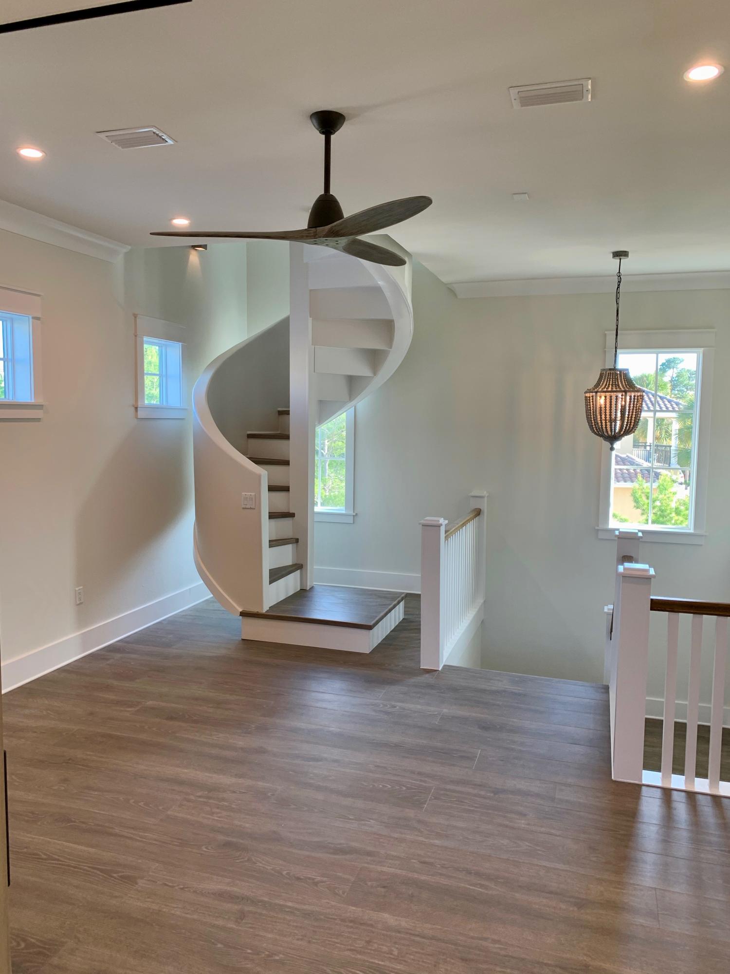 THE VILLAGE OF WHITE CLIFFS - Residential