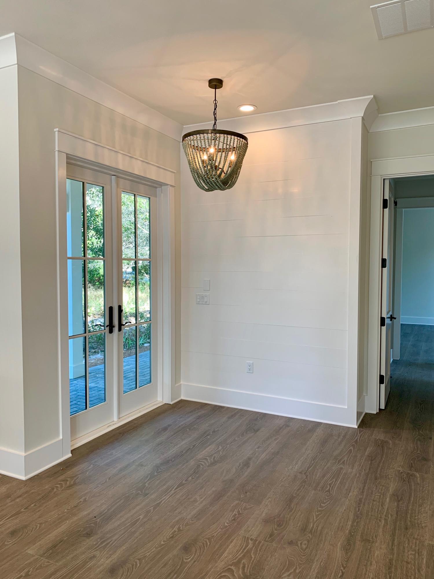 THE VILLAGE OF WHITE CLIFFS - Residential