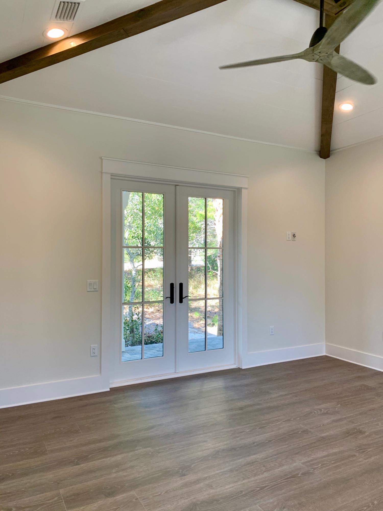 THE VILLAGE OF WHITE CLIFFS - Residential