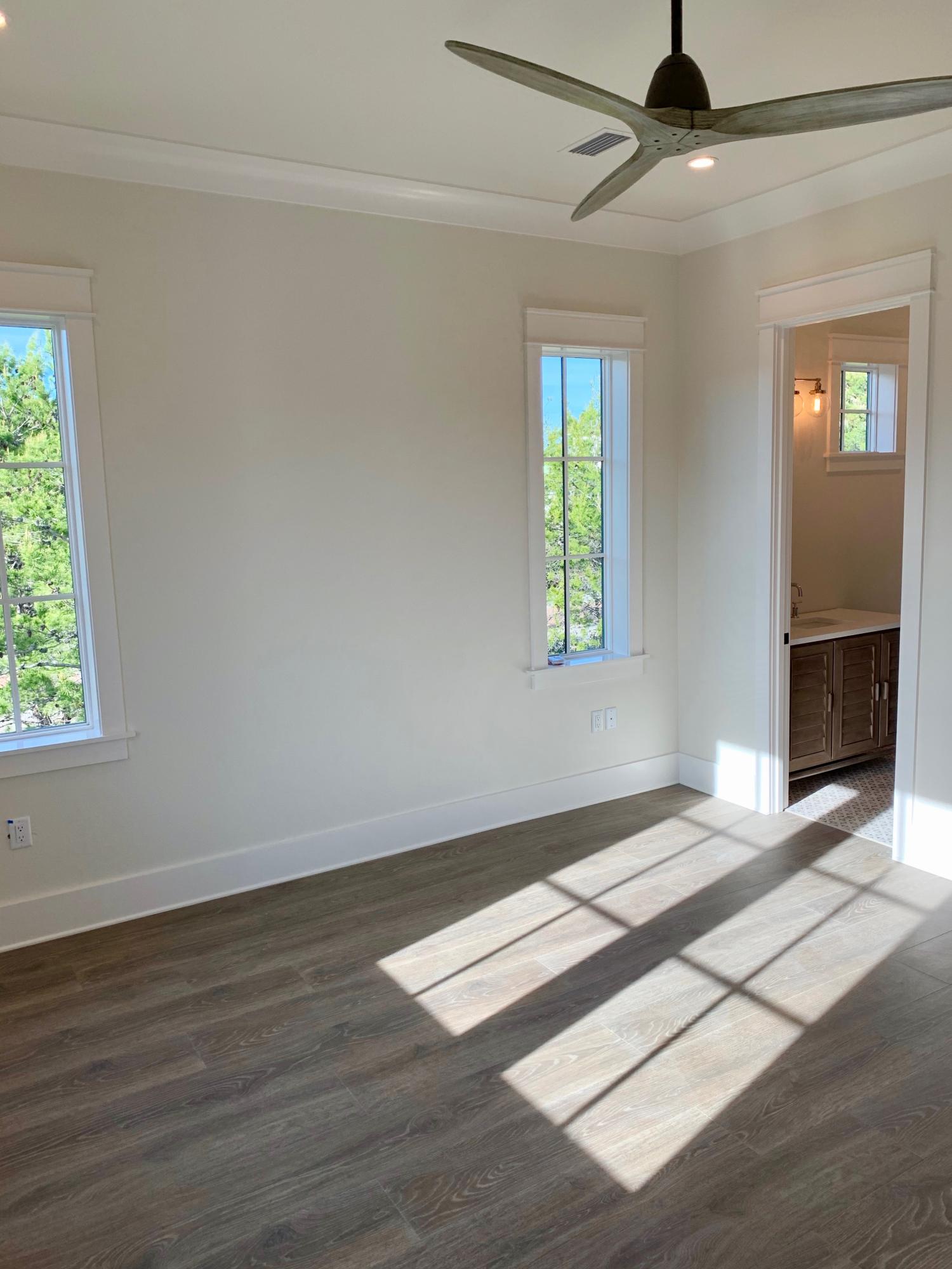 THE VILLAGE OF WHITE CLIFFS - Residential