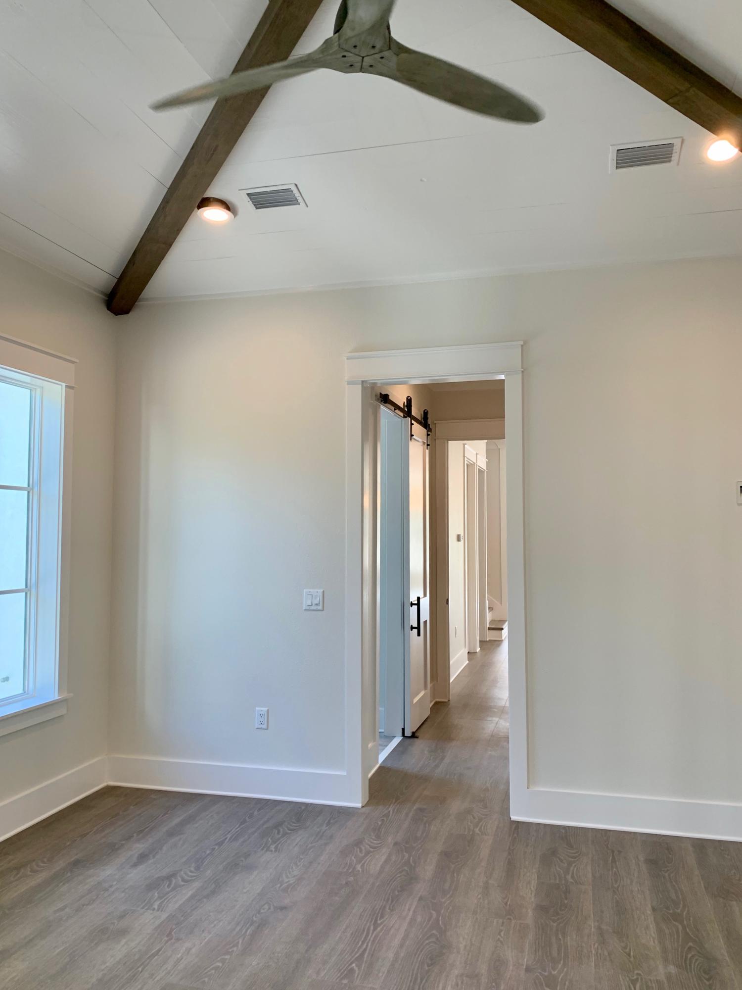 THE VILLAGE OF WHITE CLIFFS - Residential