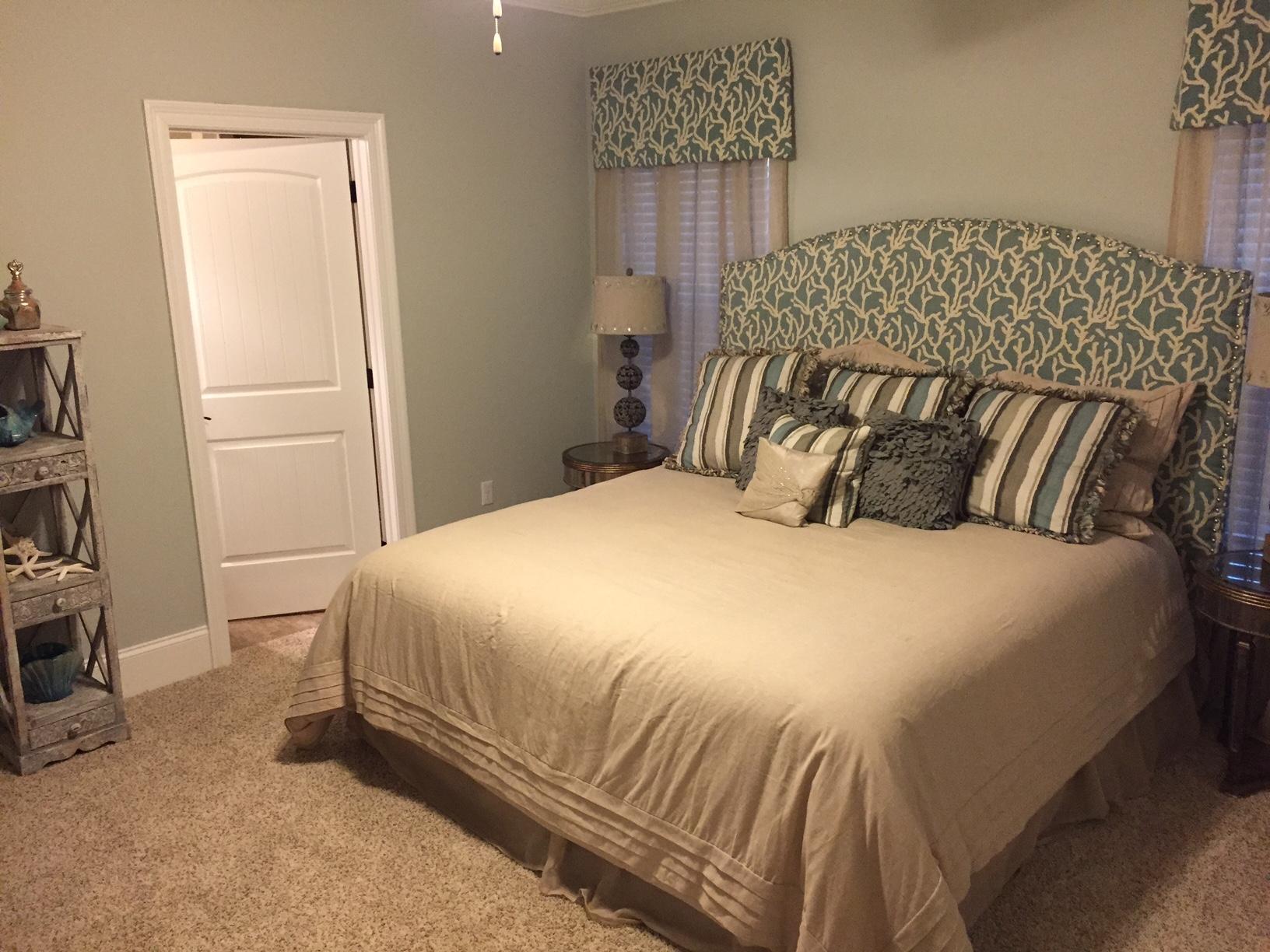 Mussett Bayou Manor - Residential