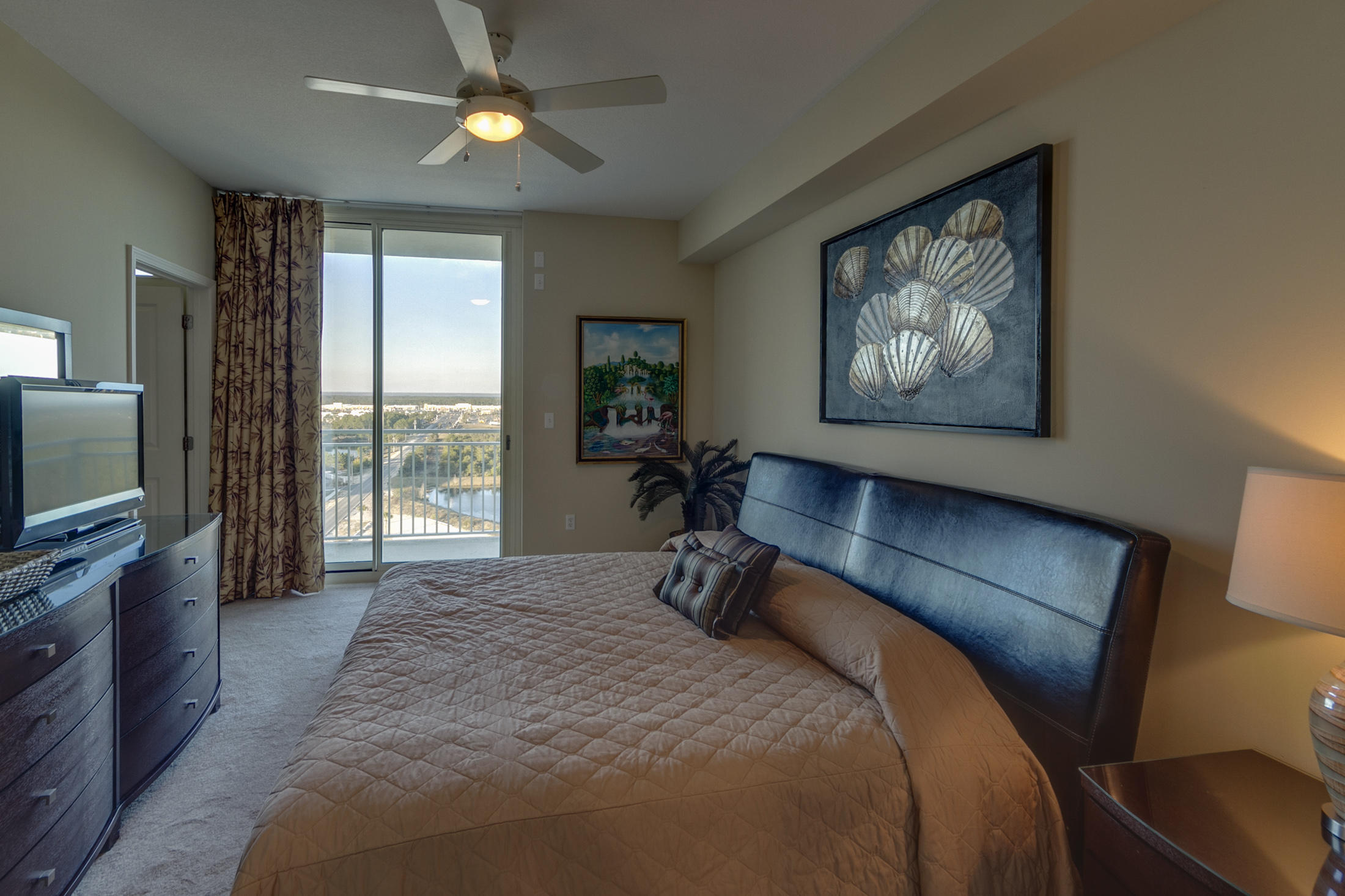 AQUA Beachside Resort - Residential