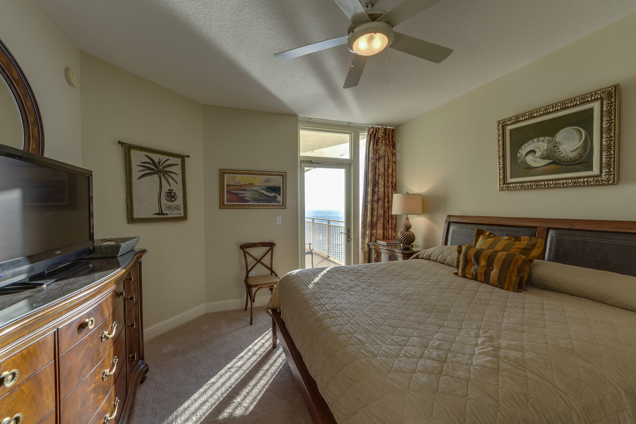 AQUA Beachside Resort - Residential