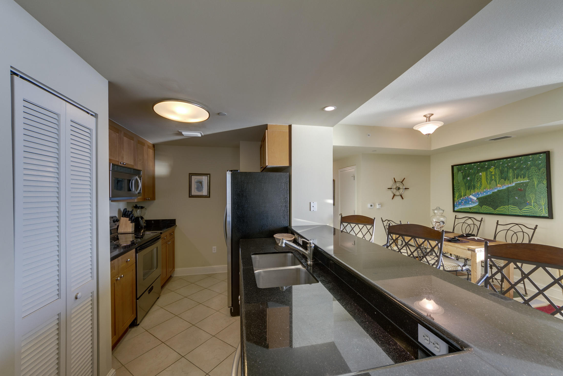 AQUA Beachside Resort - Residential