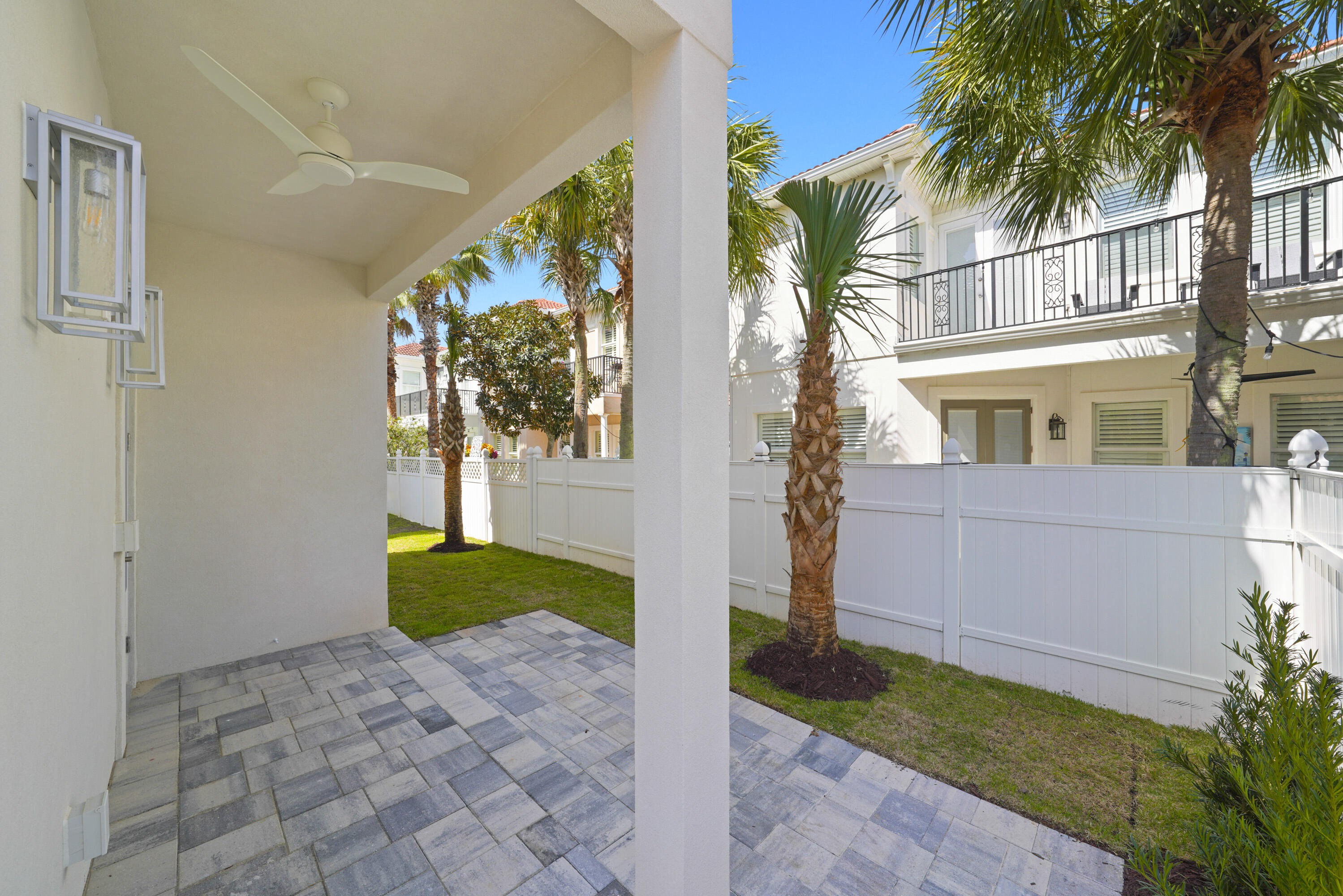 CALUSA BAY S/D - Residential