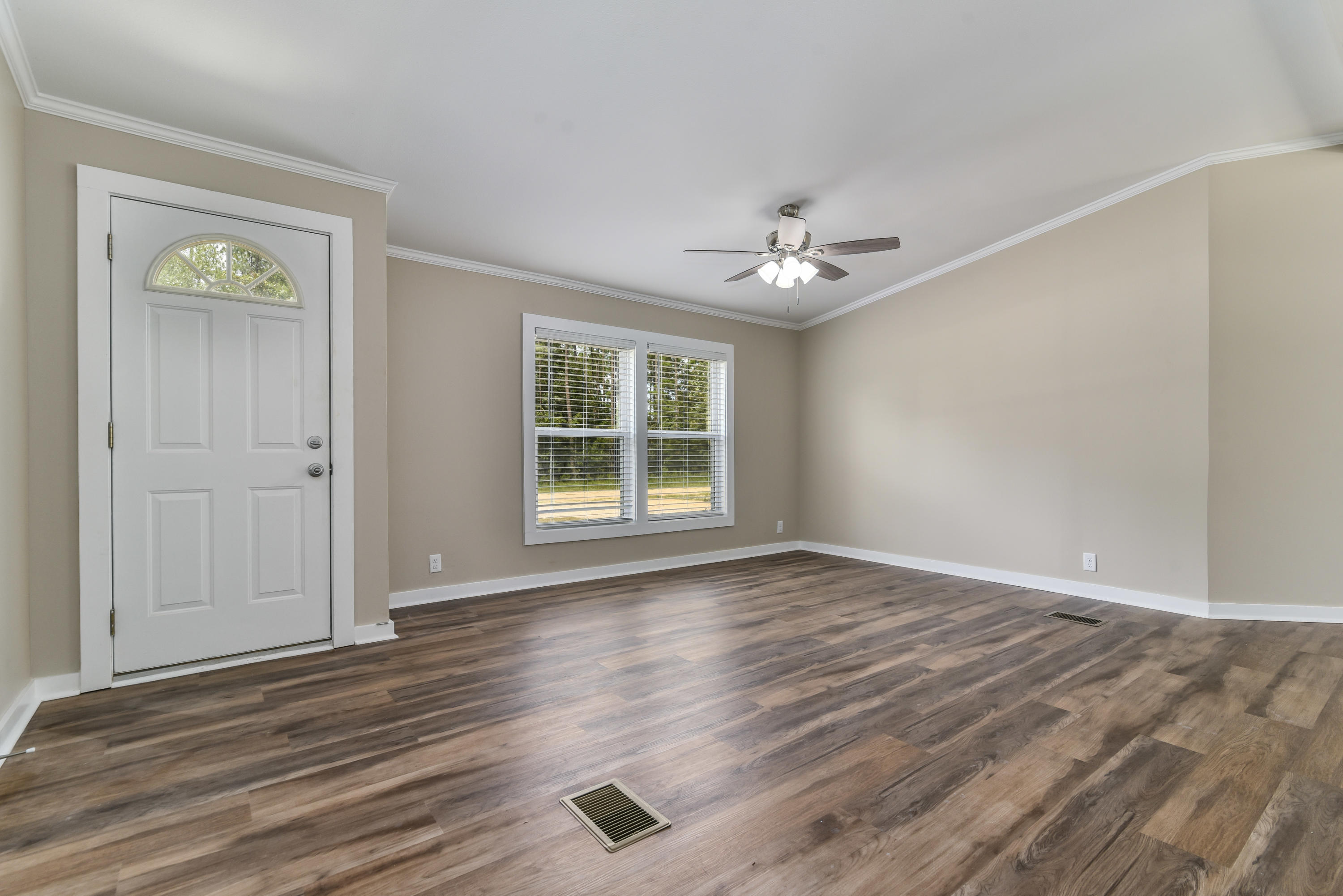 CV PINES/TRIPLE LAKE - Residential