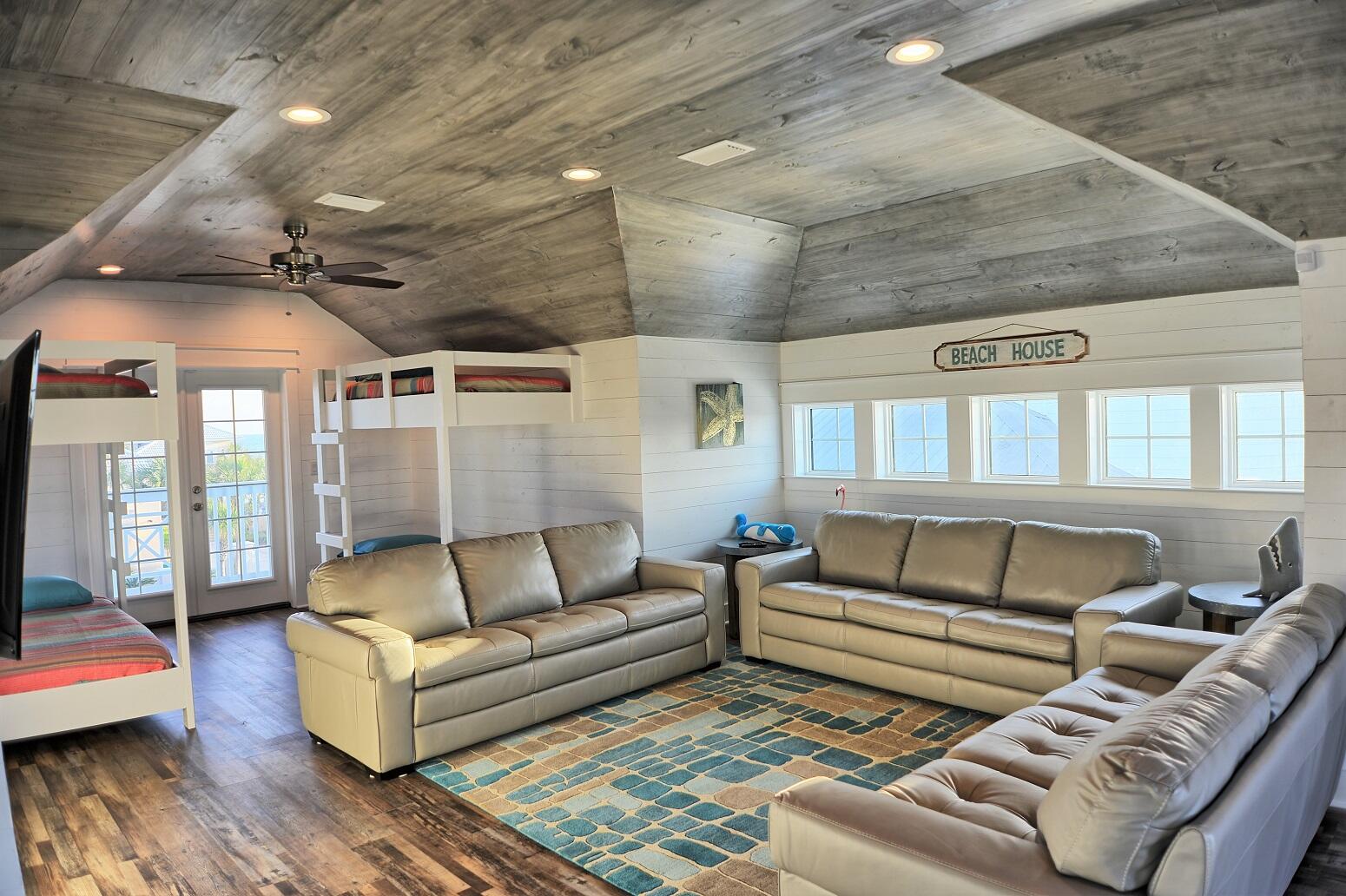4488 Ocean View Drive