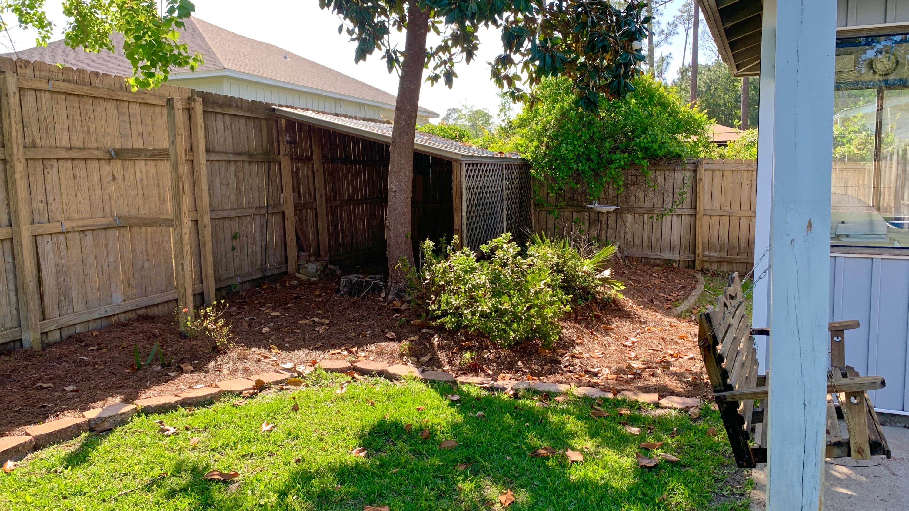 HOLIDAY SHORES ESTATES 2ND ADDN - Residential