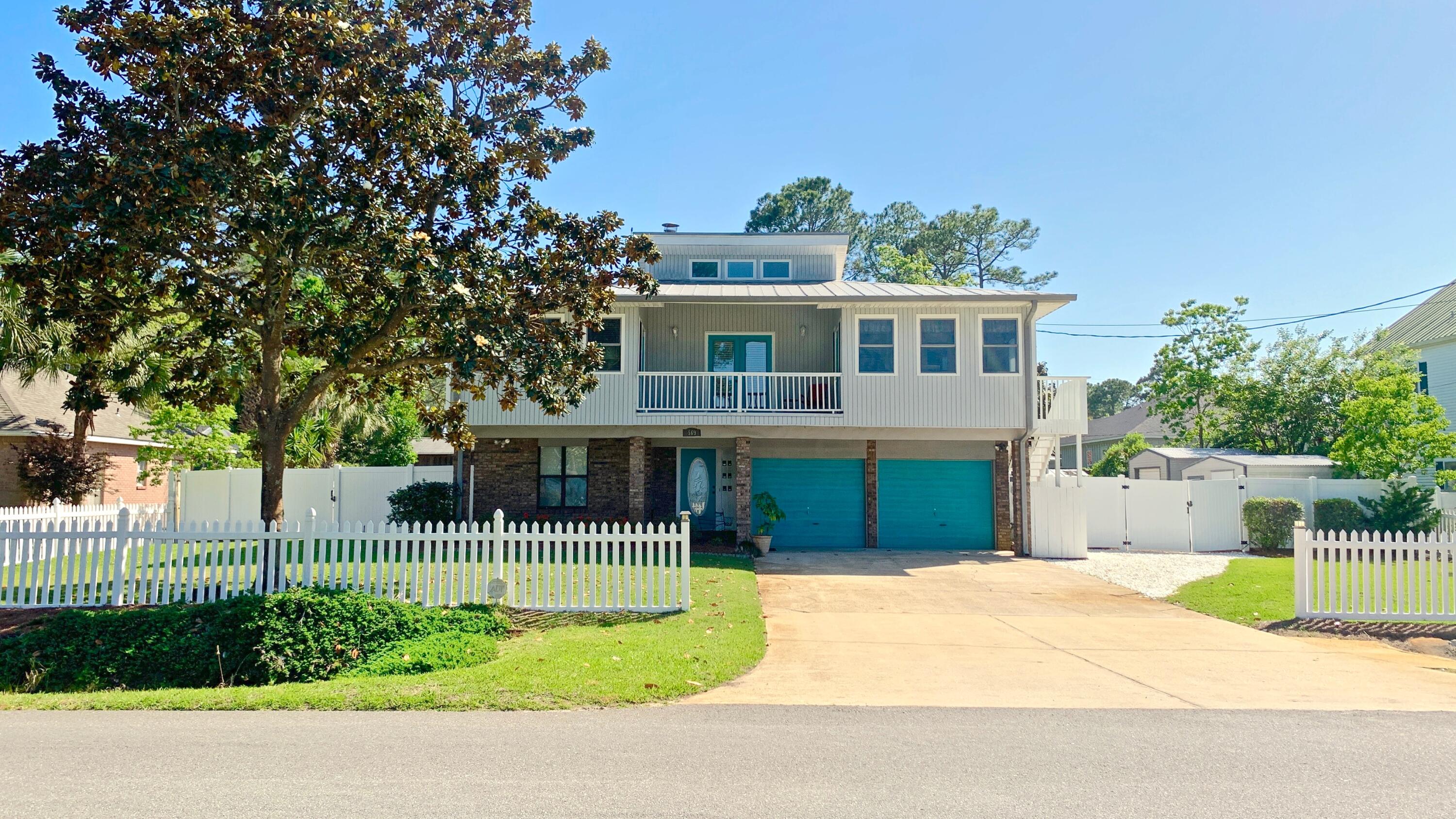 HOLIDAY SHORES ESTATES 2ND ADDN - Residential