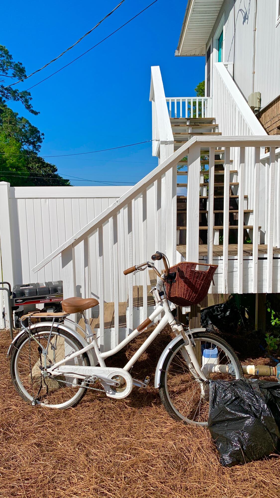 HOLIDAY SHORES ESTATES 2ND ADDN - Residential