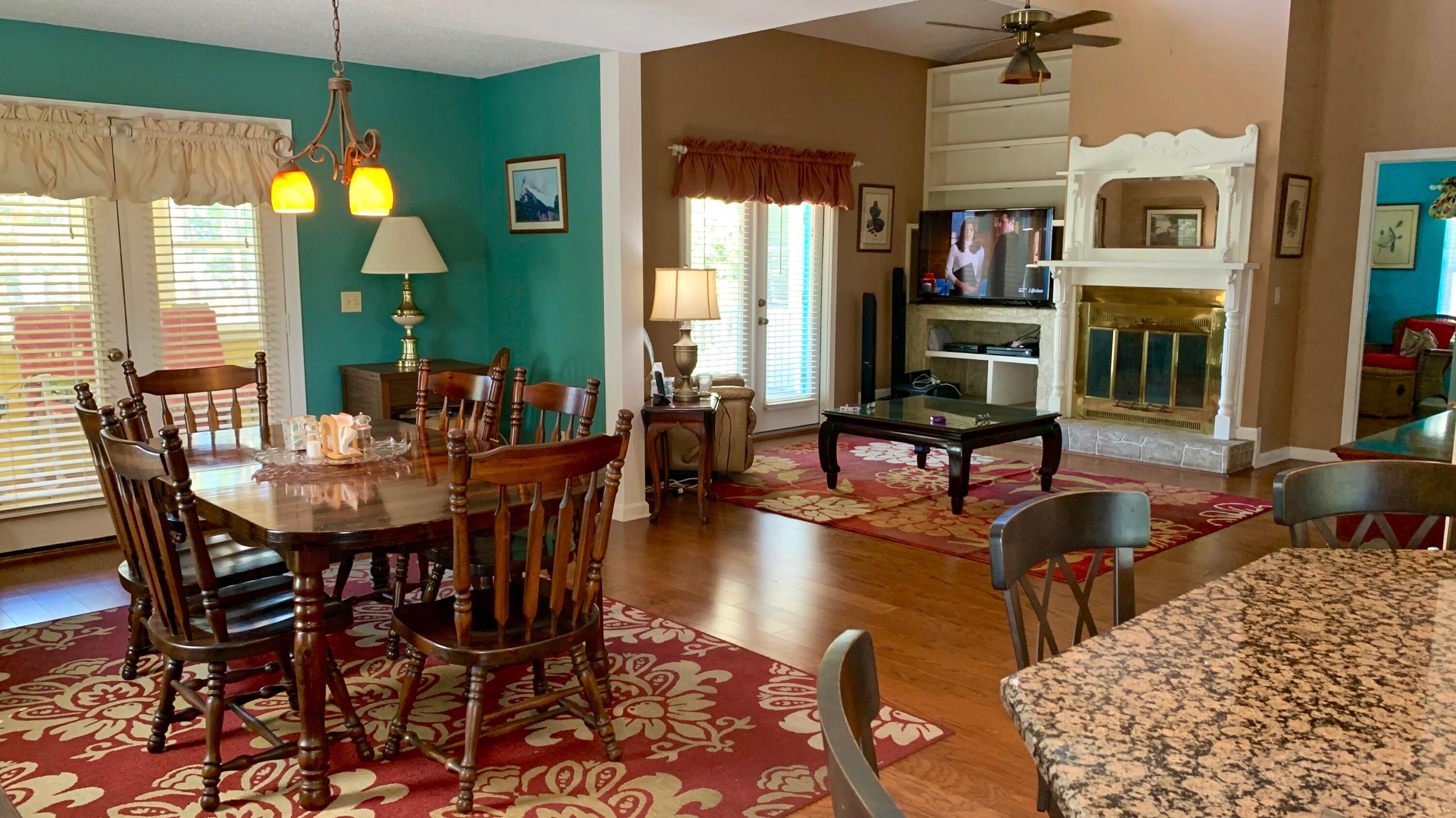 HOLIDAY SHORES ESTATES 2ND ADDN - Residential