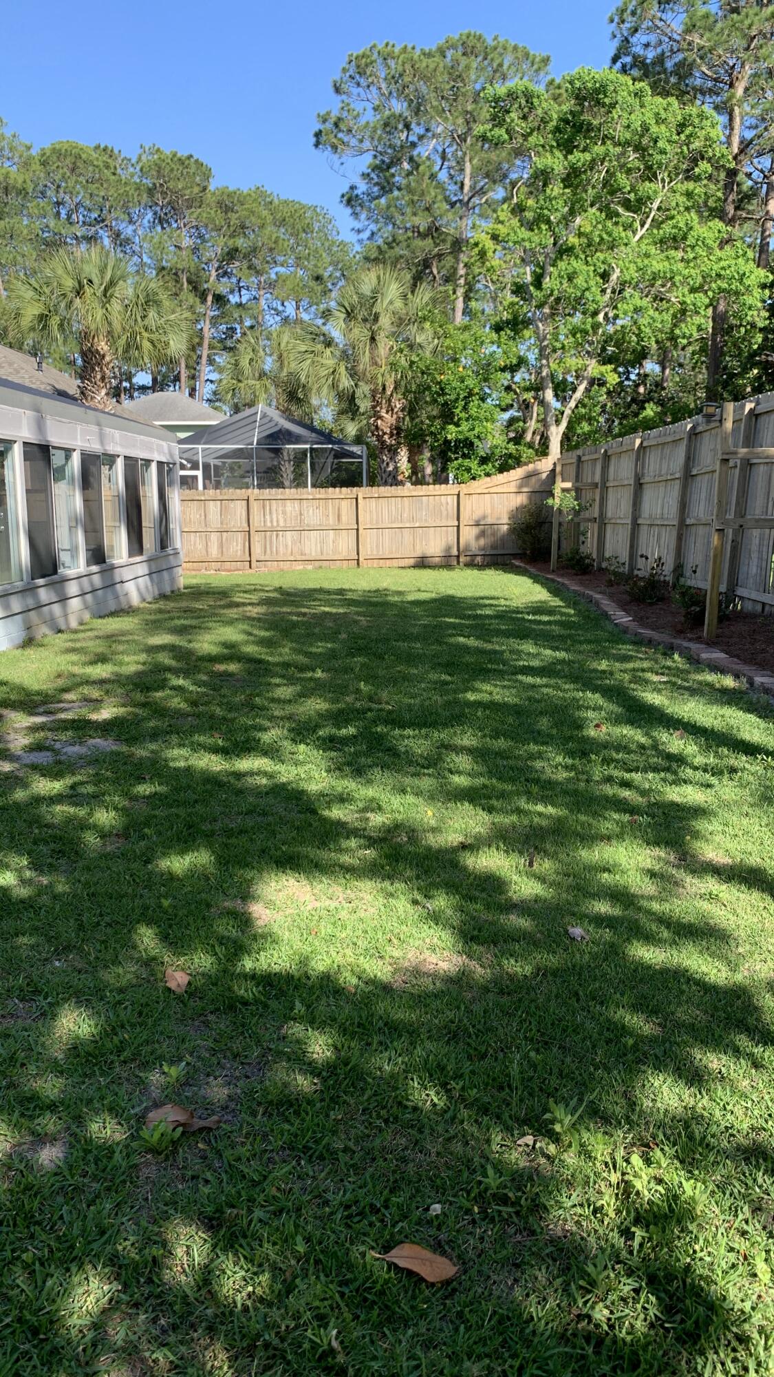 HOLIDAY SHORES ESTATES 2ND ADDN - Residential