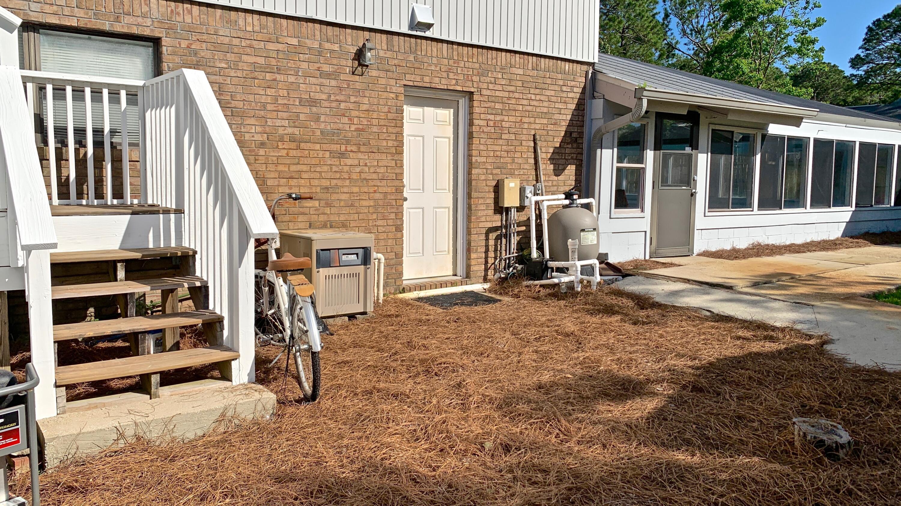 HOLIDAY SHORES ESTATES 2ND ADDN - Residential