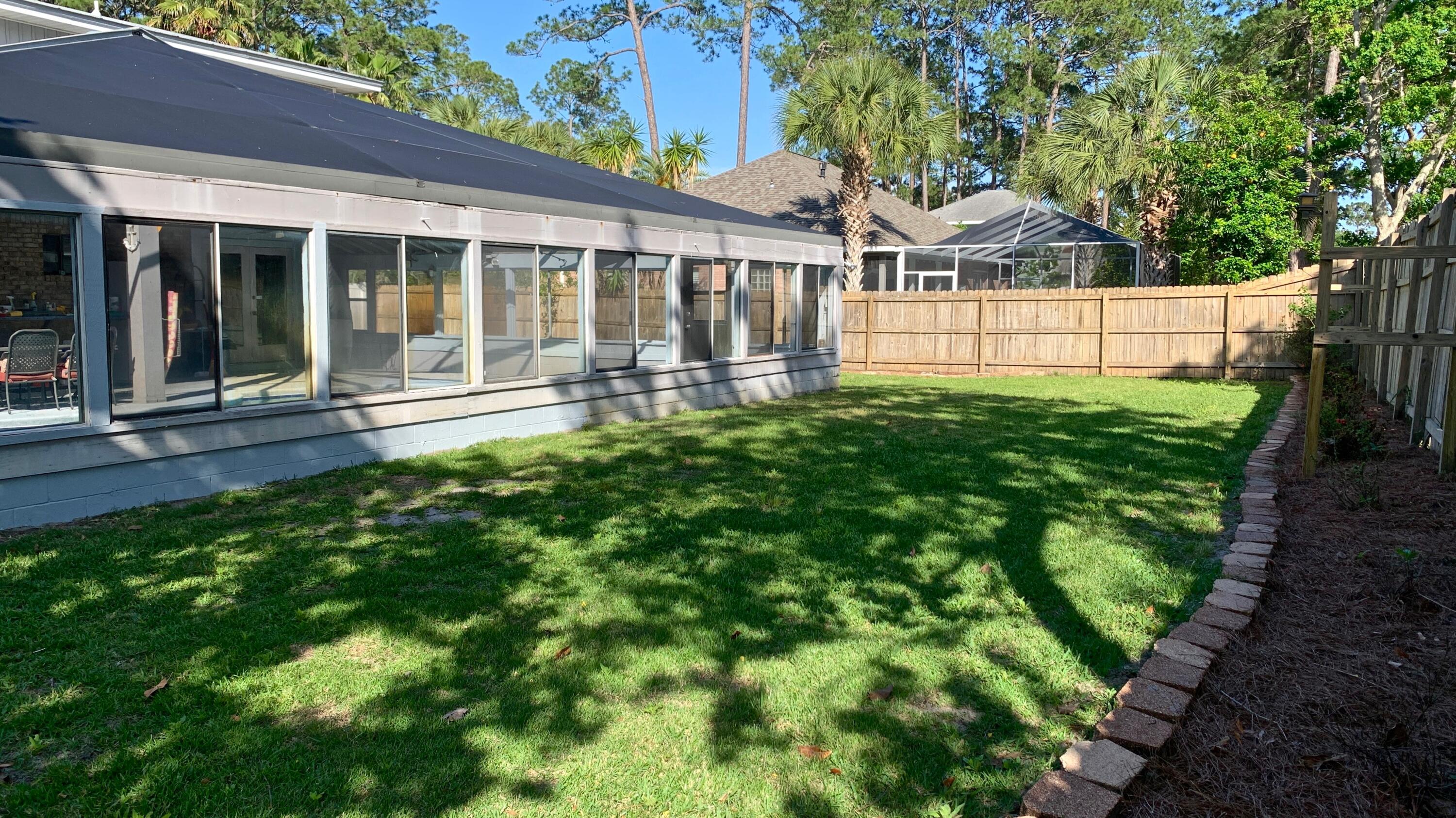 HOLIDAY SHORES ESTATES 2ND ADDN - Residential