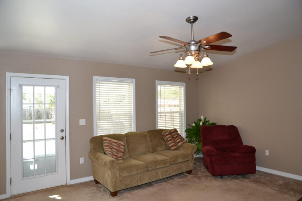 OAKDALE MINI FARMS - Residential