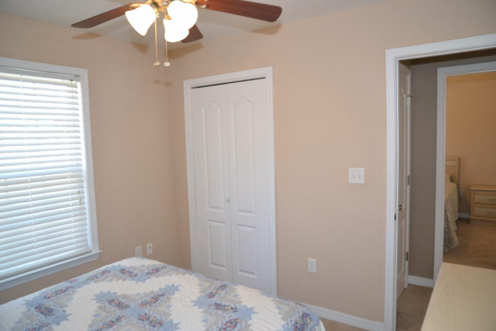 OAKDALE MINI FARMS - Residential